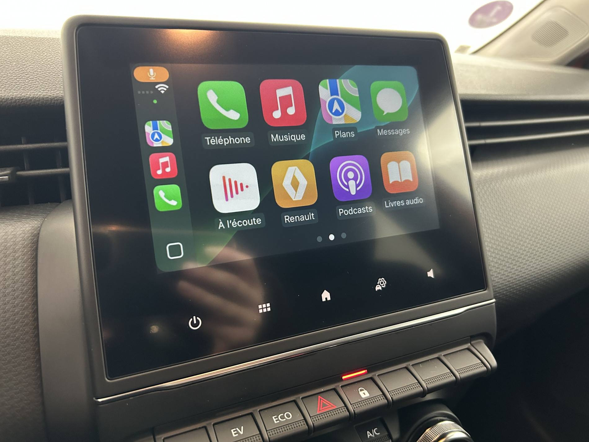 Vente en ligne Renault Clio 5 Clio E-Tech 140 au prix de 15 990 €