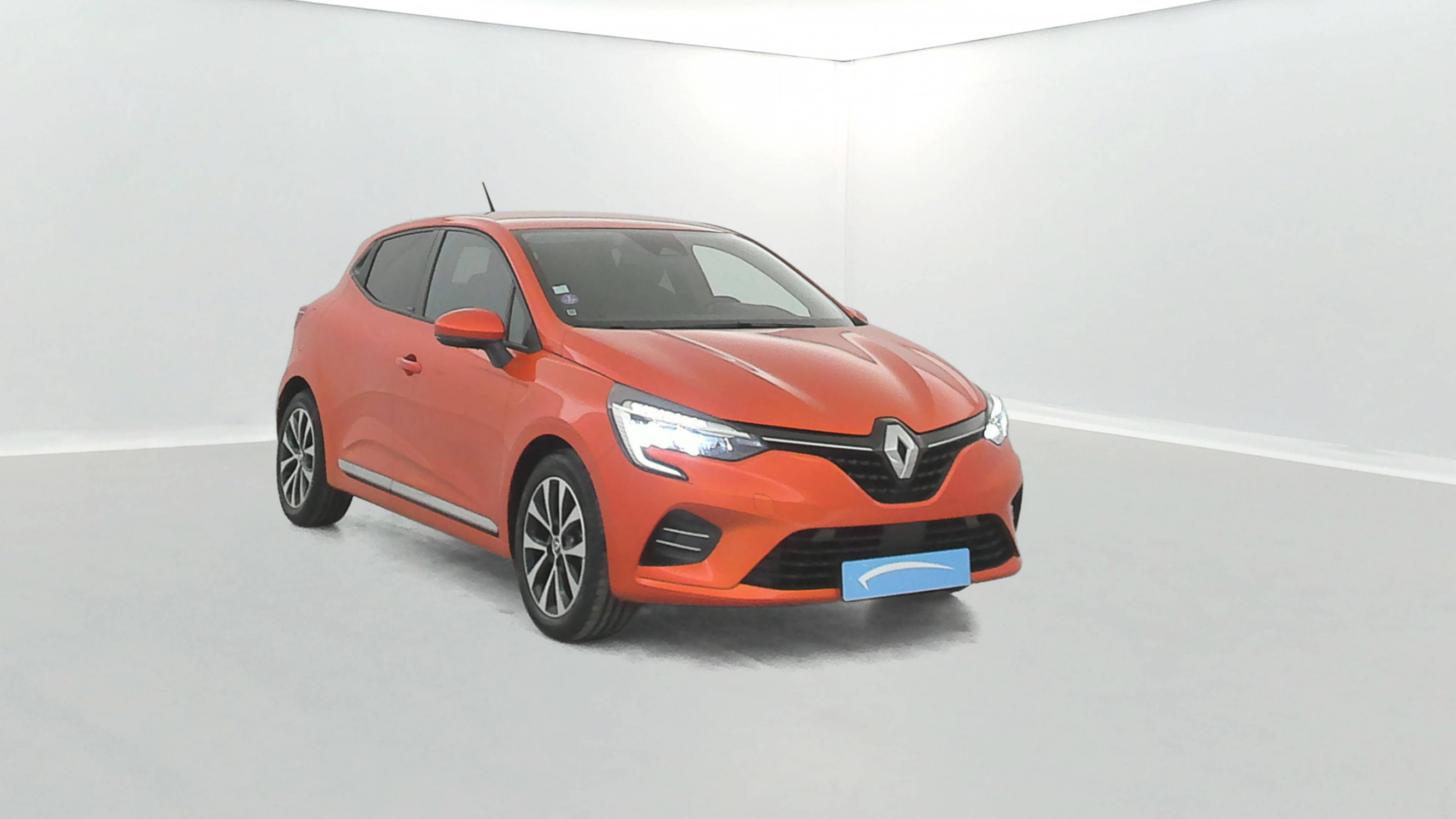 Vente en ligne Renault Clio 5 Clio E-Tech 140 au prix de 15 990 €