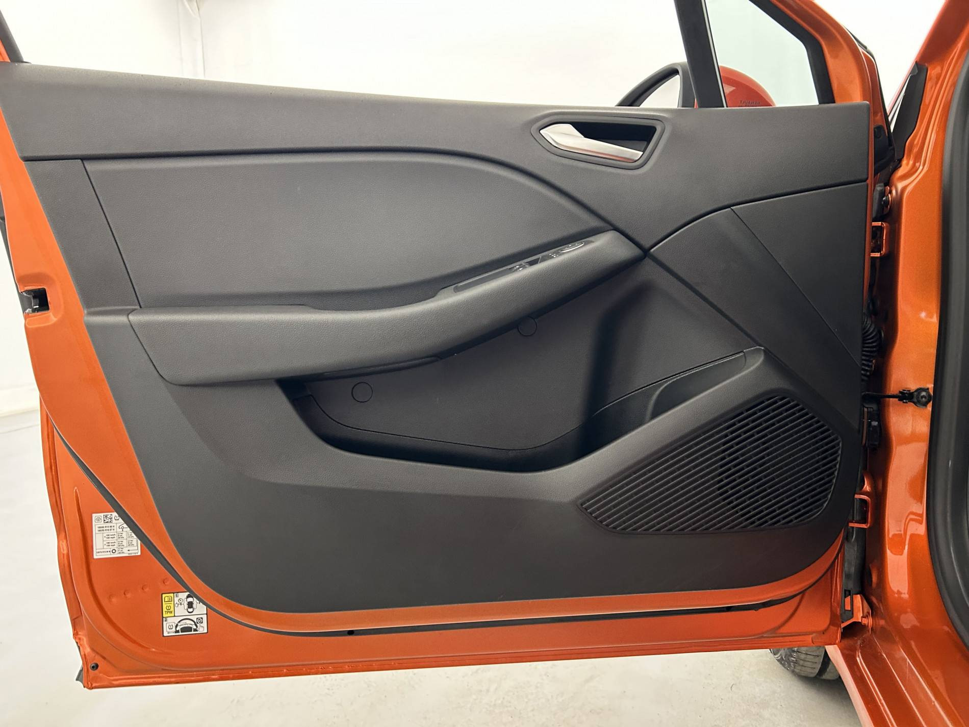 Vente en ligne Renault Clio 5 Clio E-Tech 140 au prix de 15 990 €