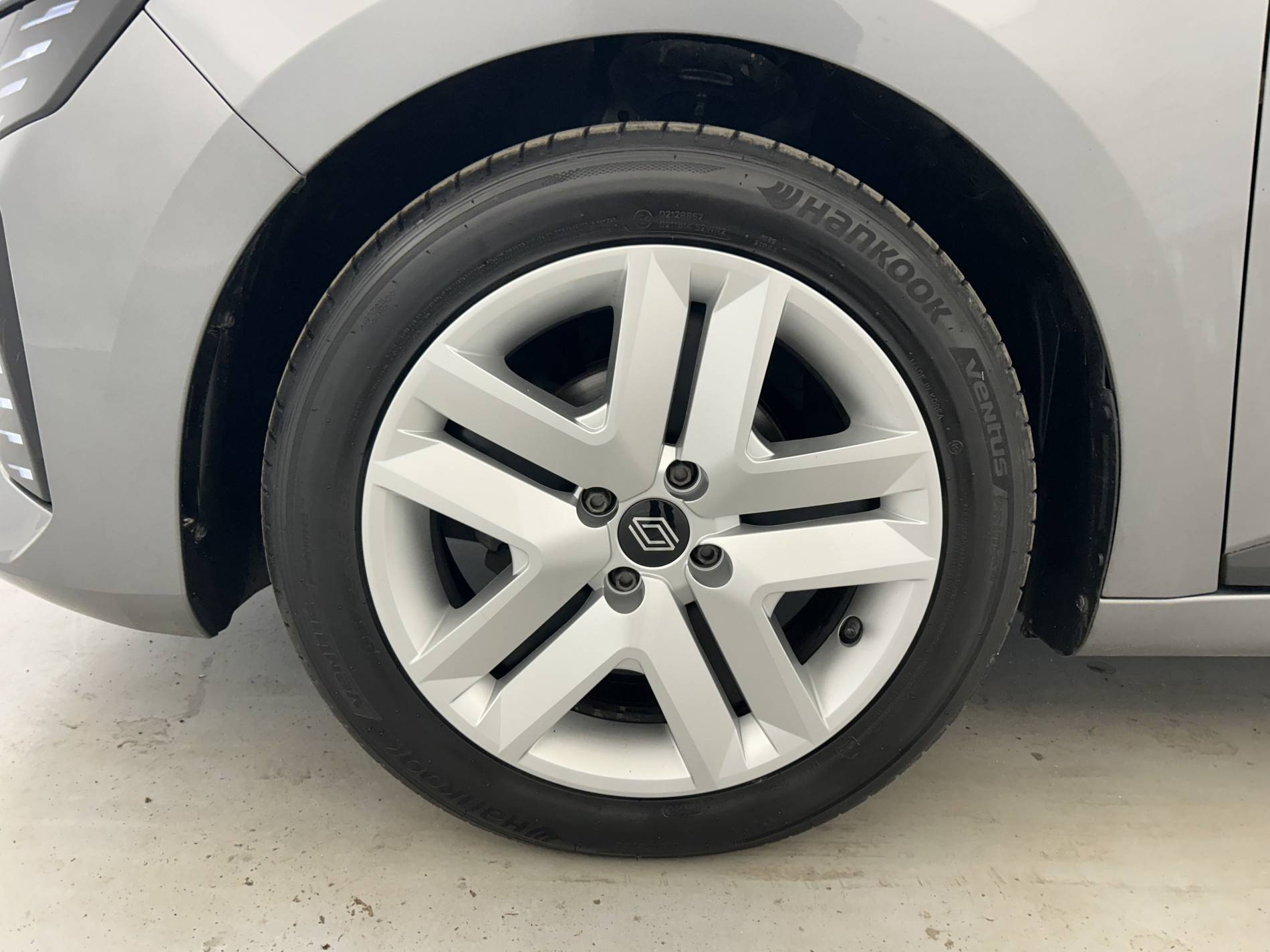 Vente en ligne Renault Clio 5 Clio TCe 90 au prix de 15 790 €