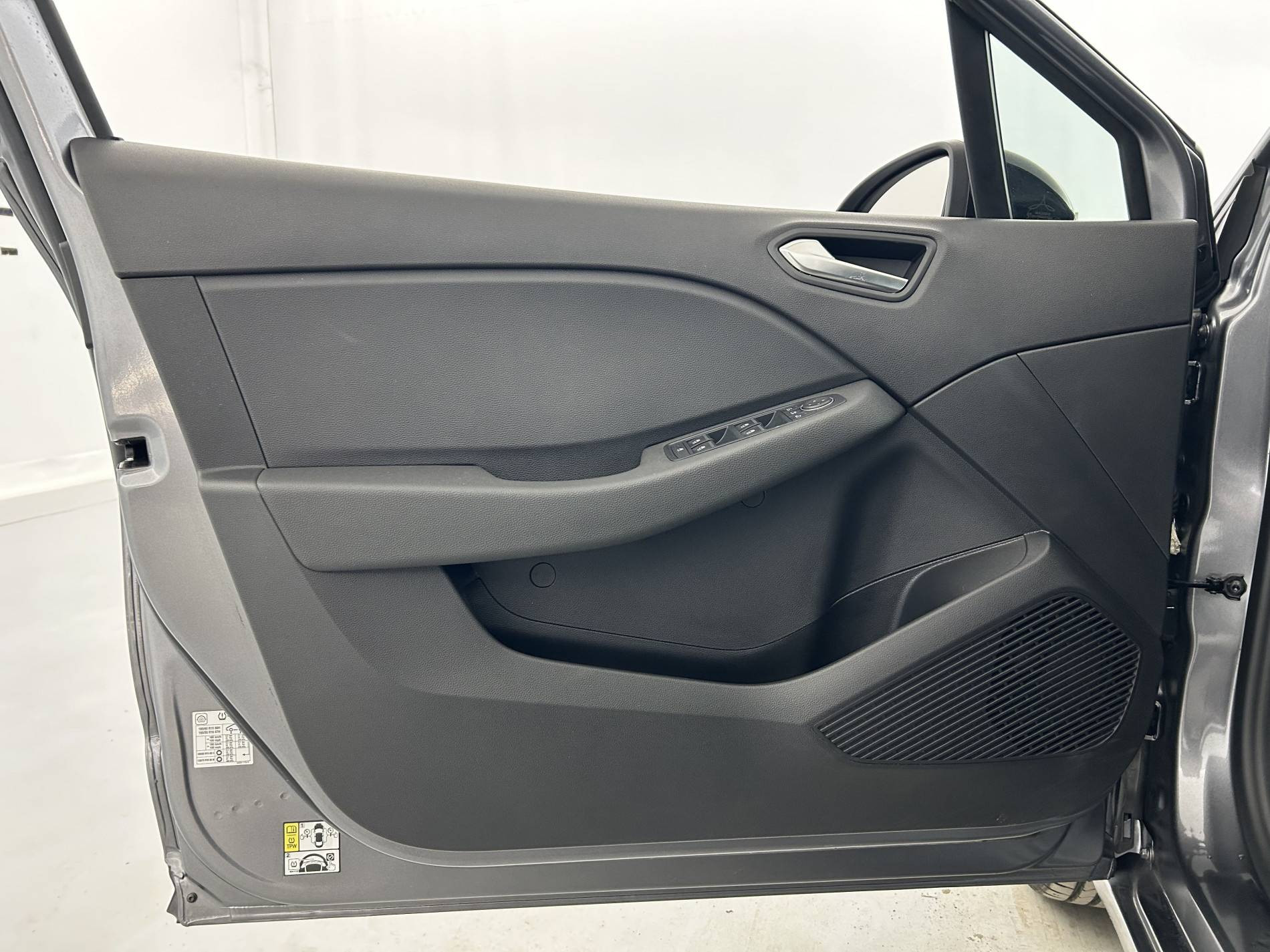 Vente en ligne Renault Clio 5 Clio TCe 90 au prix de 15 790 €