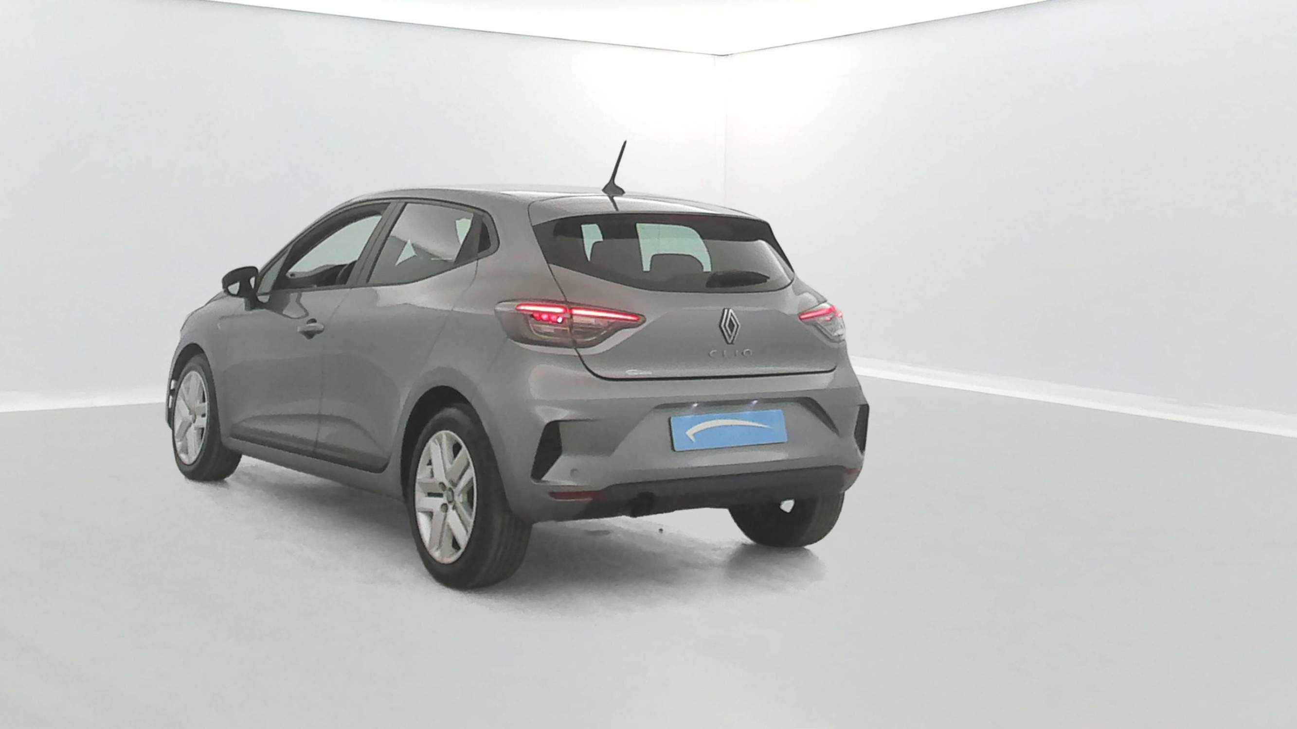 Vente en ligne Renault Clio 5 Clio TCe 90 au prix de 15 790 €