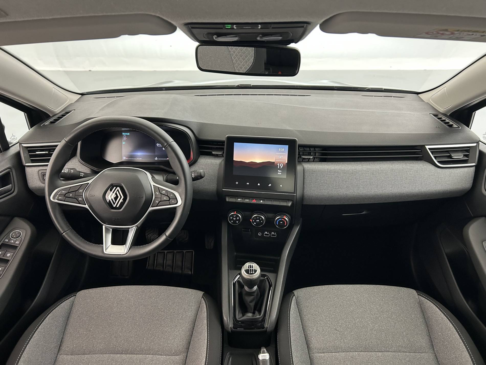 Vente en ligne Renault Clio 5 Clio TCe 90 au prix de 15 790 €