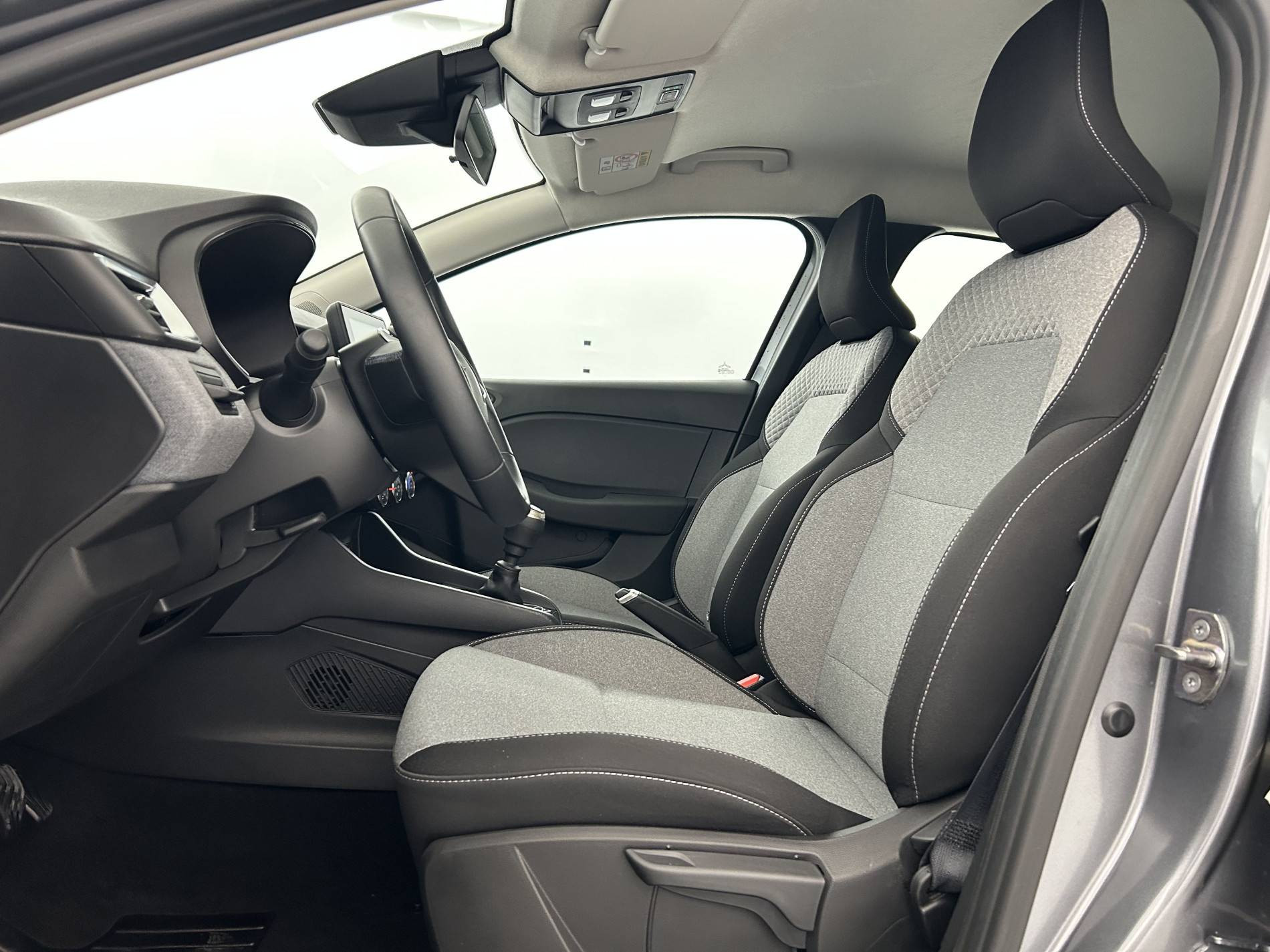 Vente en ligne Renault Clio 5 Clio TCe 90 au prix de 15 790 €