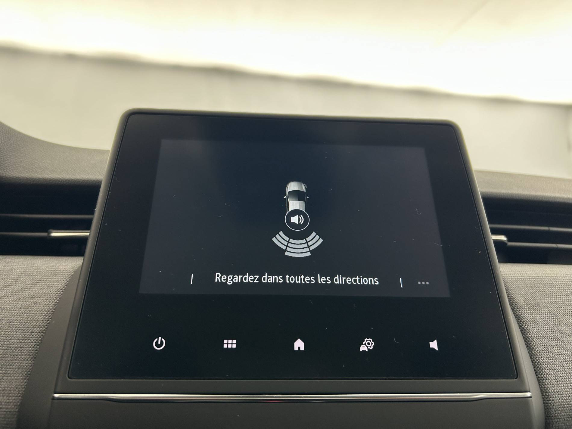 Vente en ligne Renault Clio 5 Clio TCe 90 au prix de 15 790 €