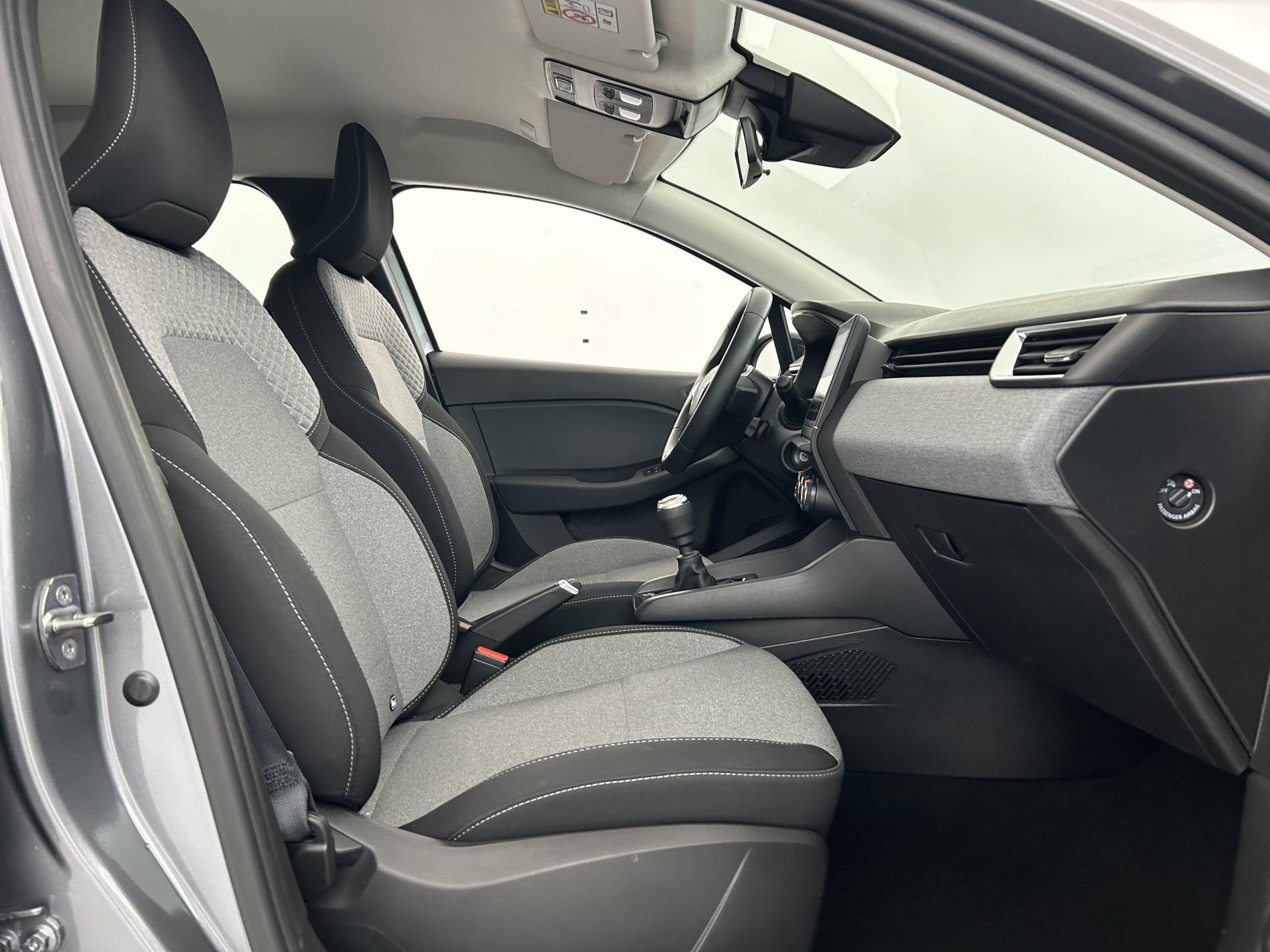 Vente en ligne Renault Clio 5 Clio TCe 90 au prix de 15 790 €