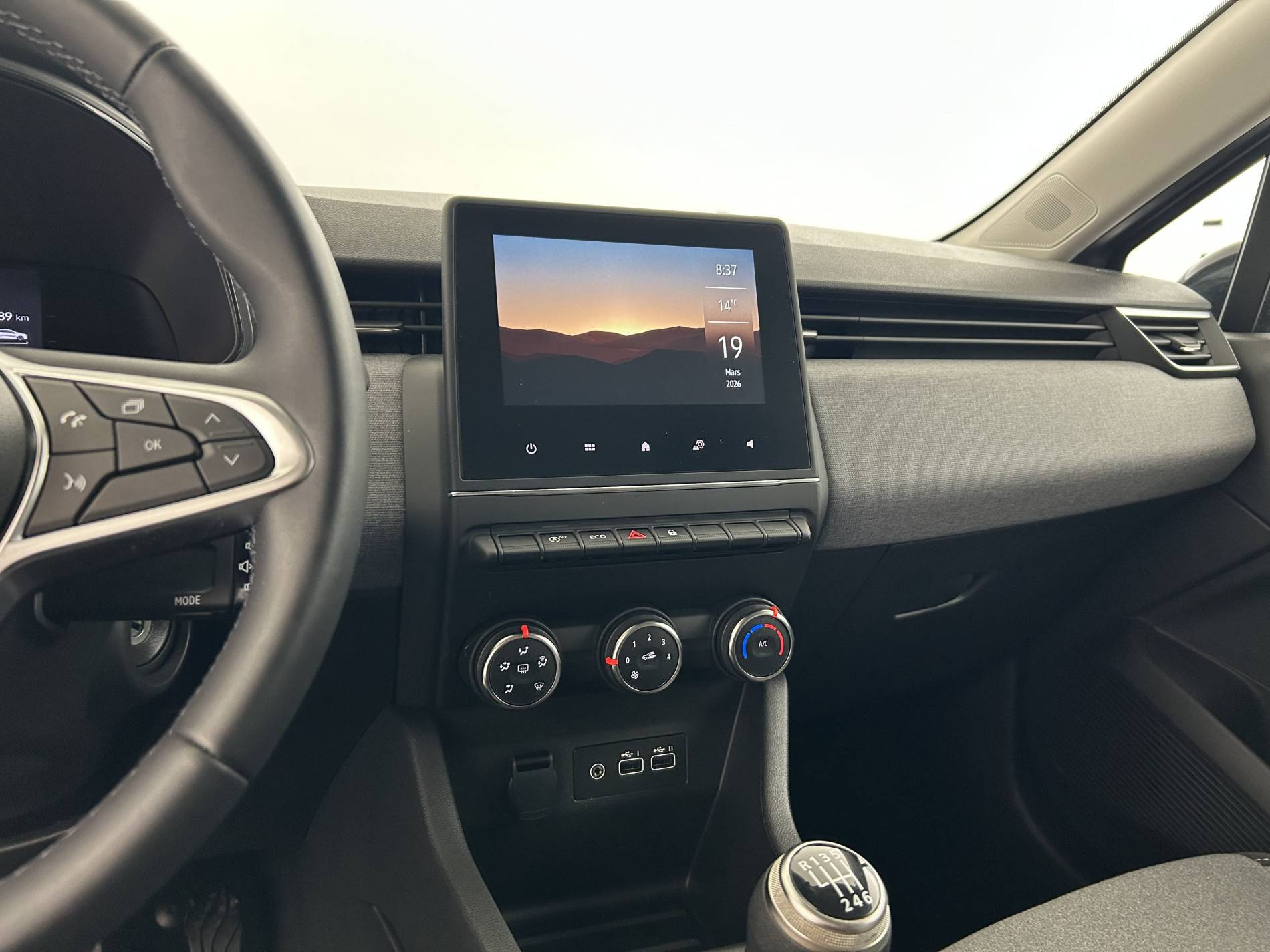 Vente en ligne Renault Clio 5 Clio TCe 90 au prix de 15 790 €