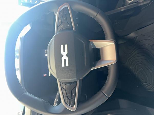 Vente en ligne Dacia Duster  Hybrid 140 4x2 au prix de 26 900 €