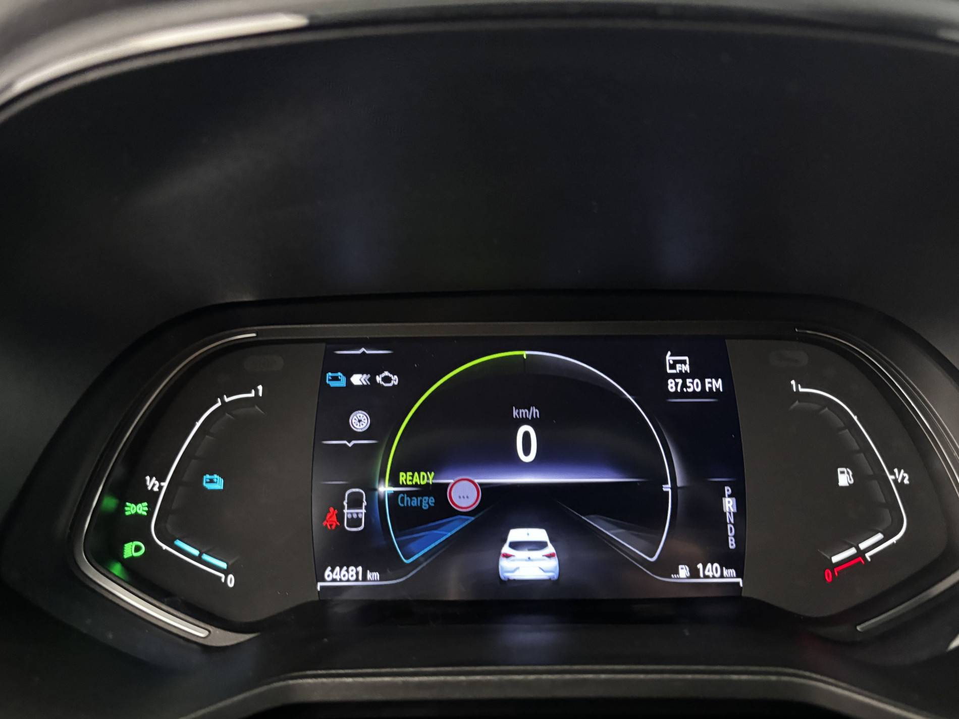 Vente en ligne Renault Clio 5 Clio E-Tech 140 - 21N au prix de 15 690 €