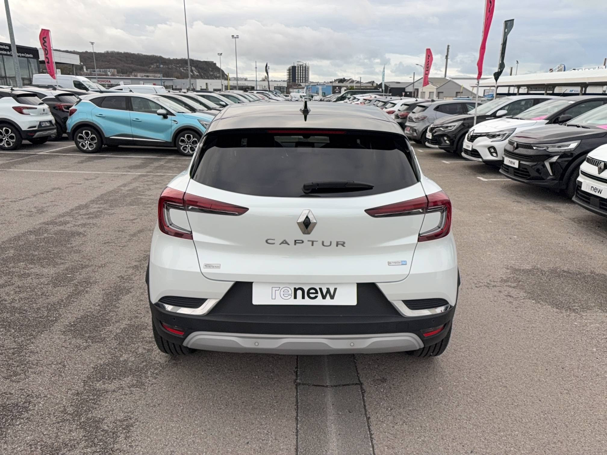 Vente en ligne Renault Captur  E-Tech Plug-in 160 au prix de 17 490 €