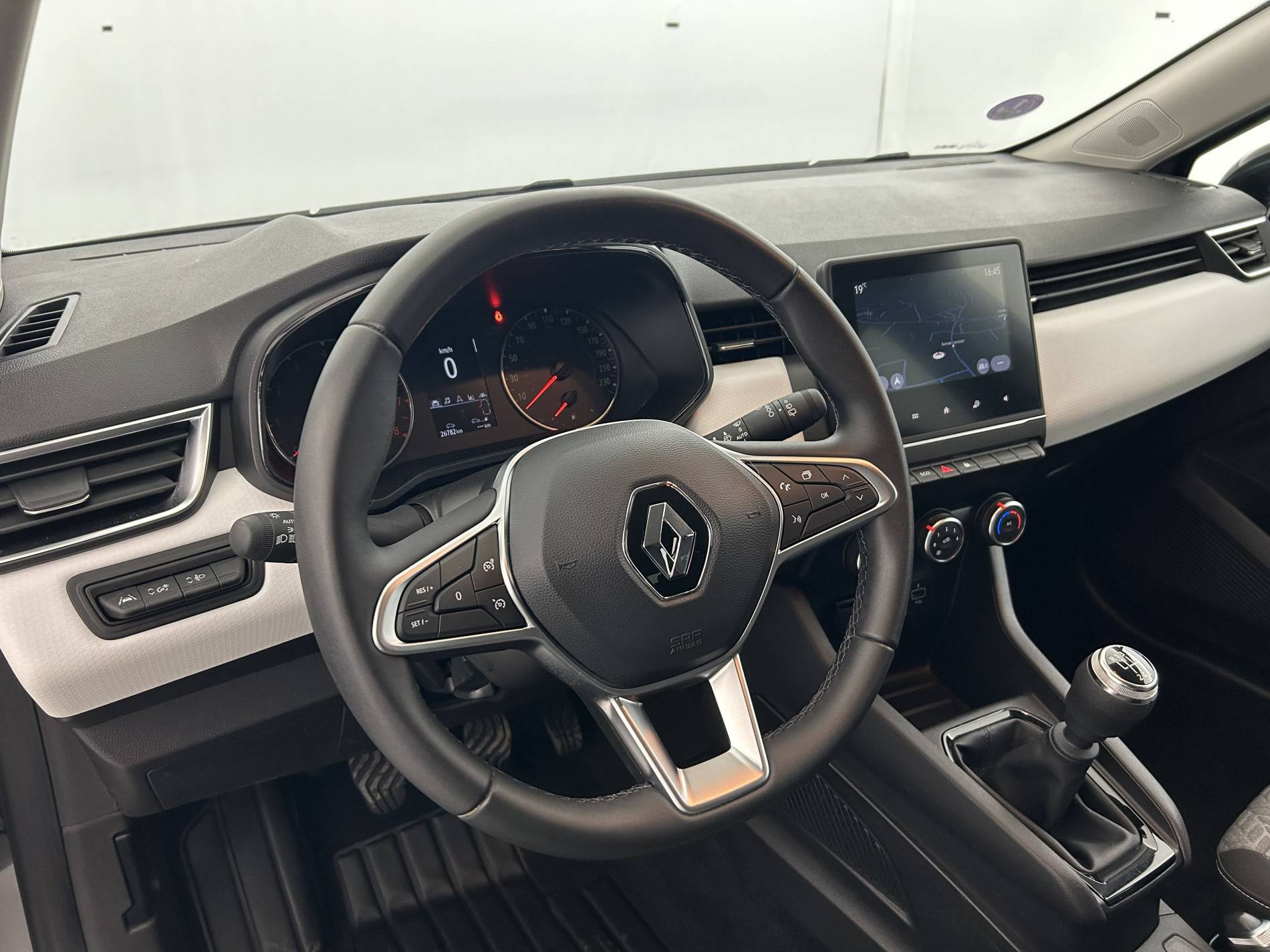 Vente en ligne Renault Clio 5 Clio TCe 90 au prix de 13 990 €