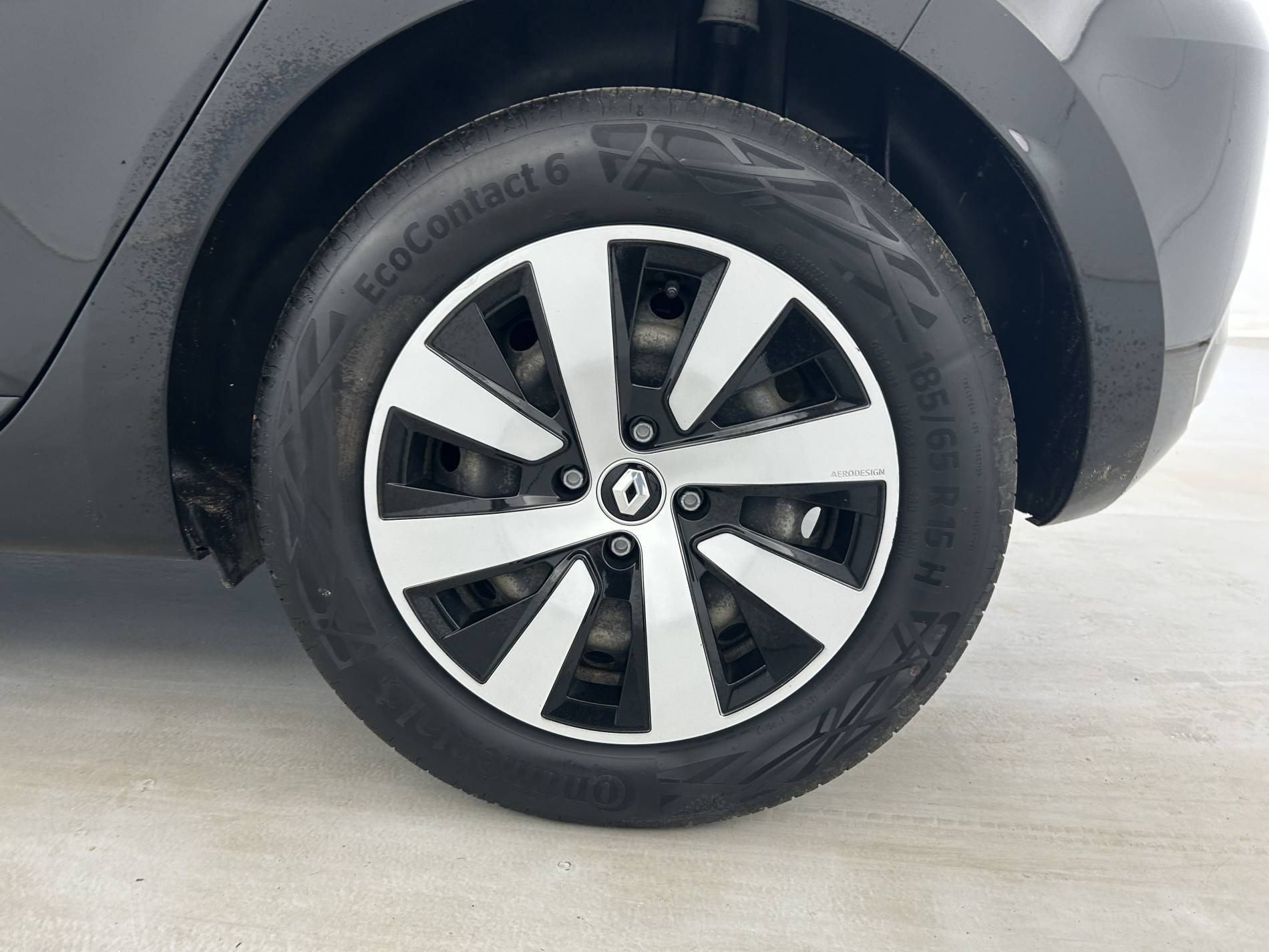 Vente en ligne Renault Clio 5 Clio TCe 90 au prix de 14 490 €