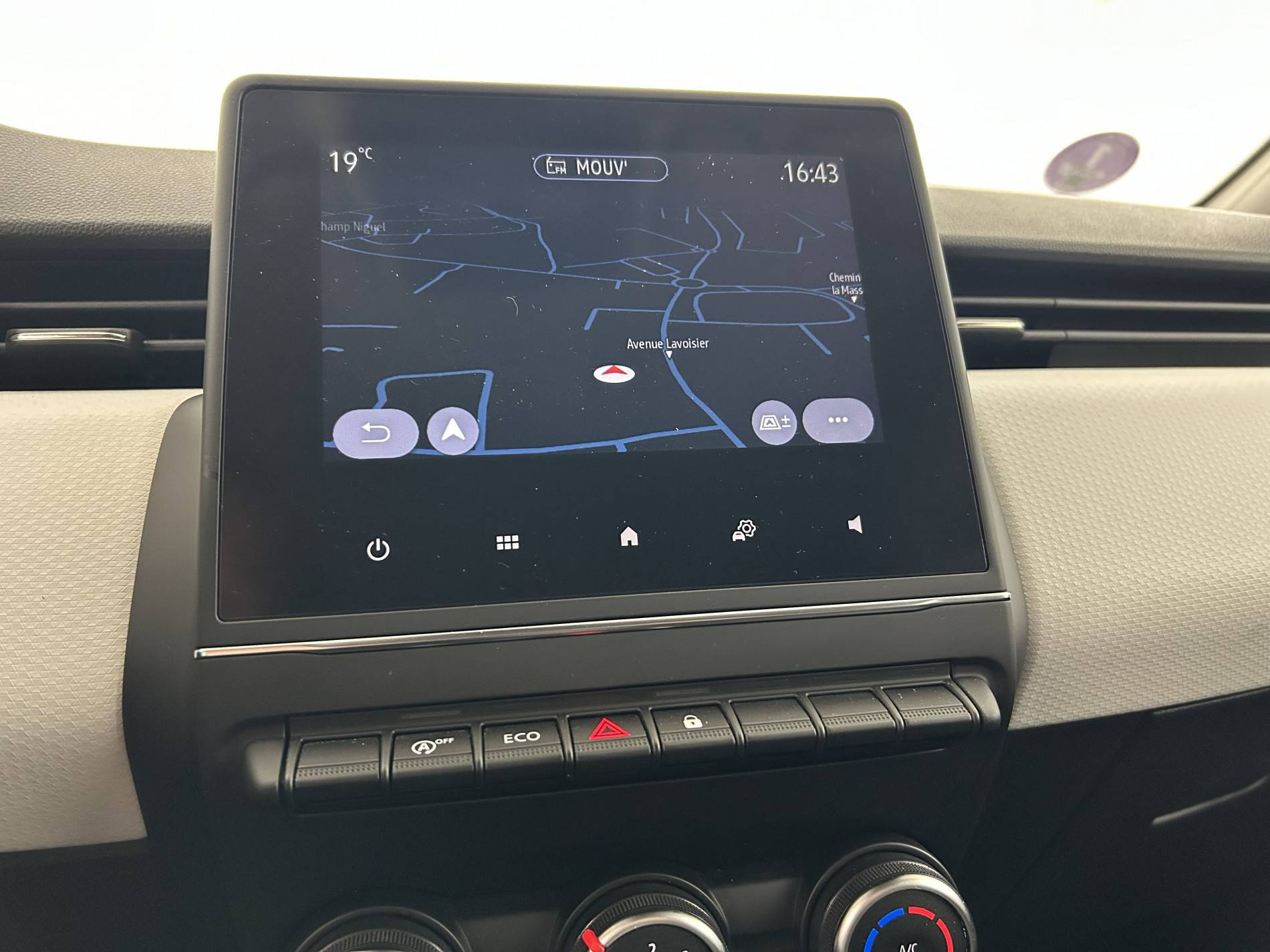 Vente en ligne Renault Clio 5 Clio TCe 90 au prix de 13 990 €