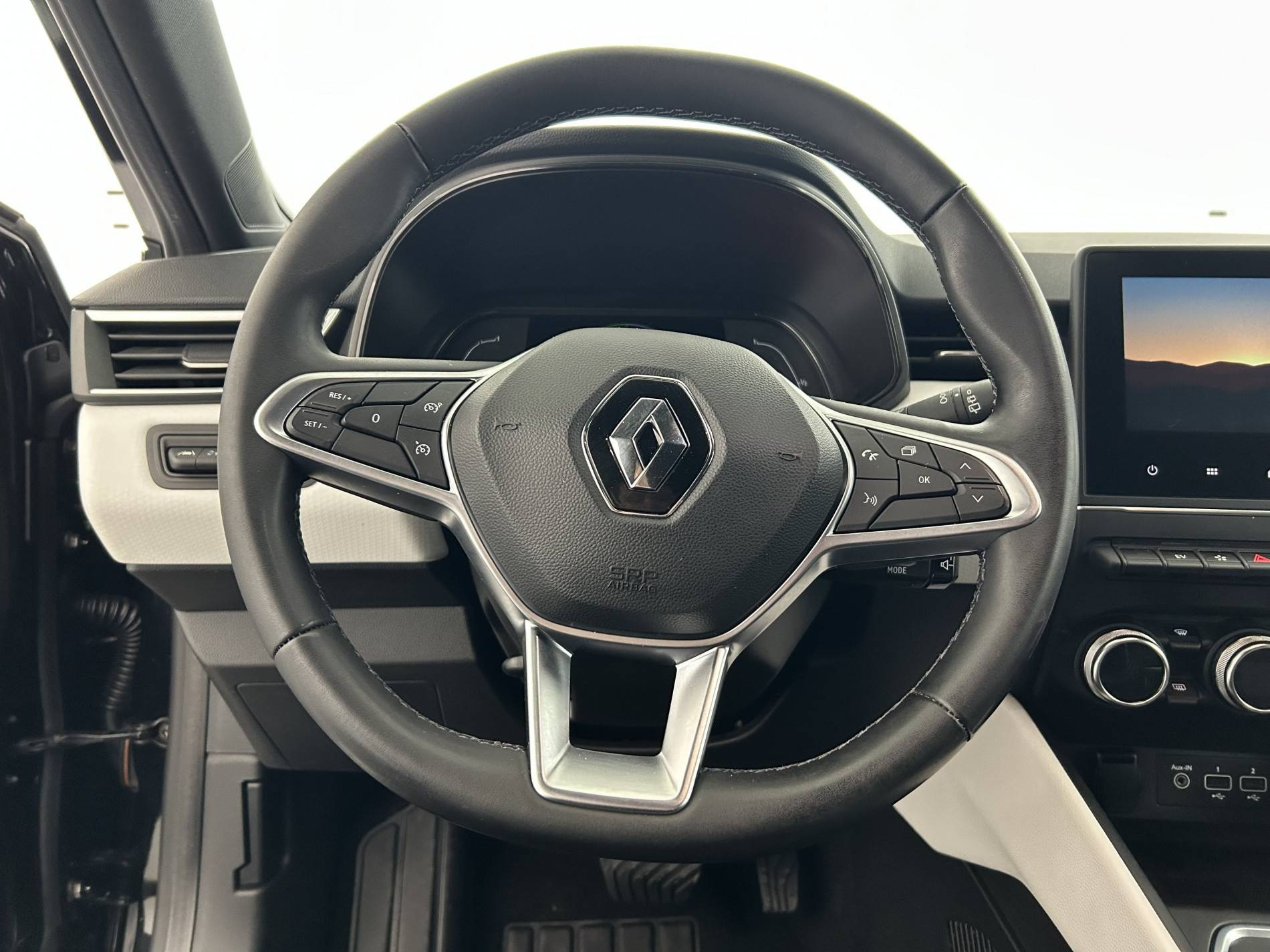 Vente en ligne Renault Clio 5 Clio E-Tech full hybrid 145 au prix de 17 390 €