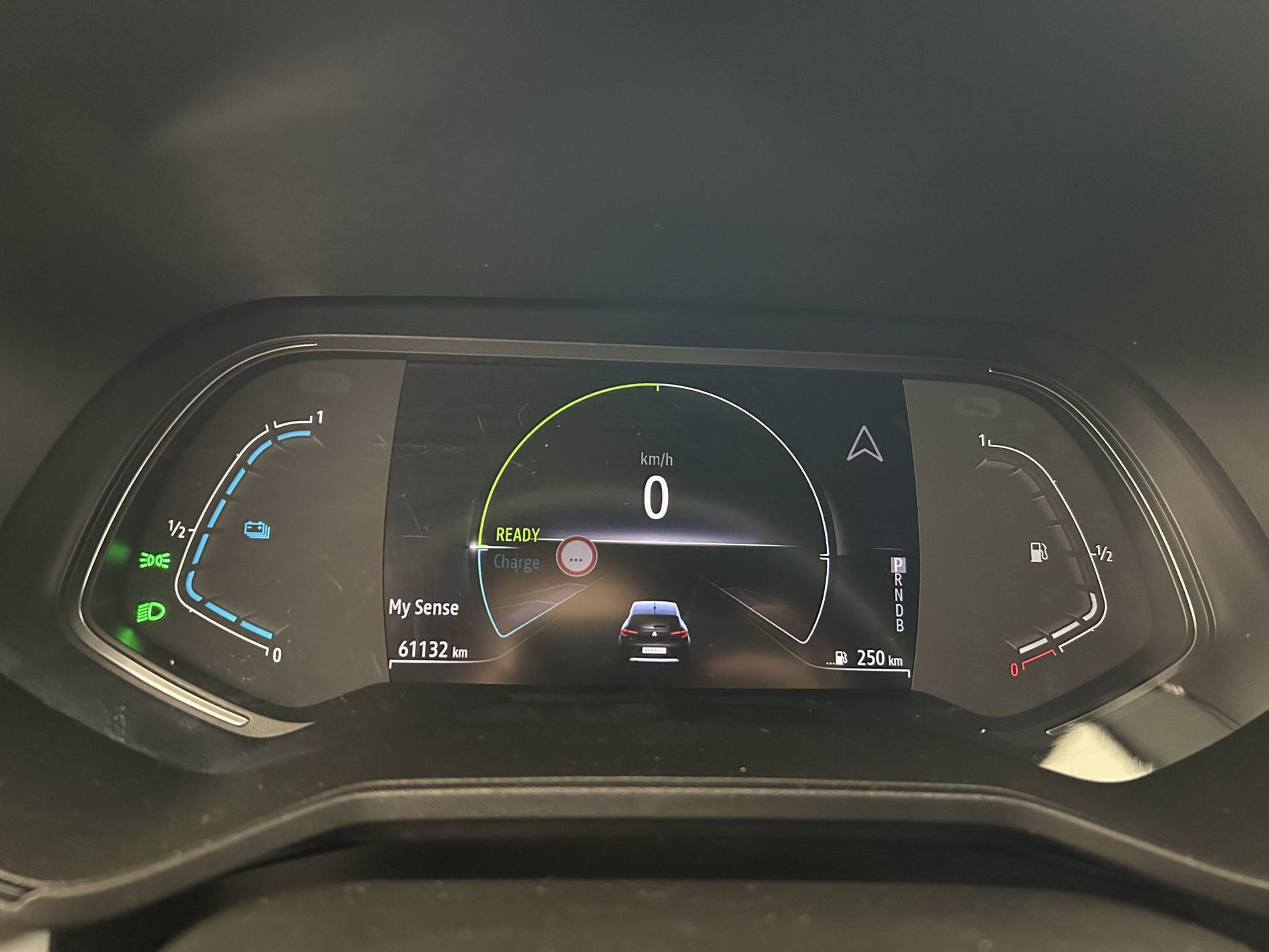 Vente en ligne Renault Clio 5 Clio E-Tech full hybrid 145 au prix de 17 390 €