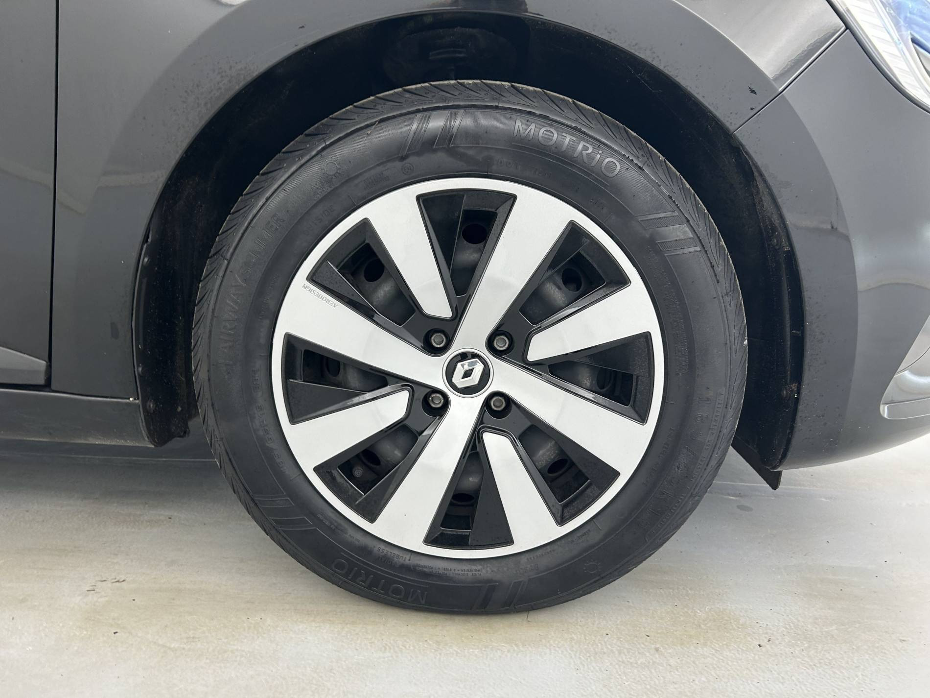 Vente en ligne Renault Clio 5 Clio TCe 90 au prix de 14 490 €