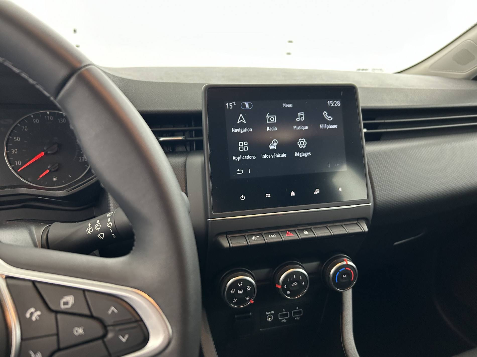 Vente en ligne Renault Clio 5 Clio TCe 100 GPL - 21N au prix de 13 990 €