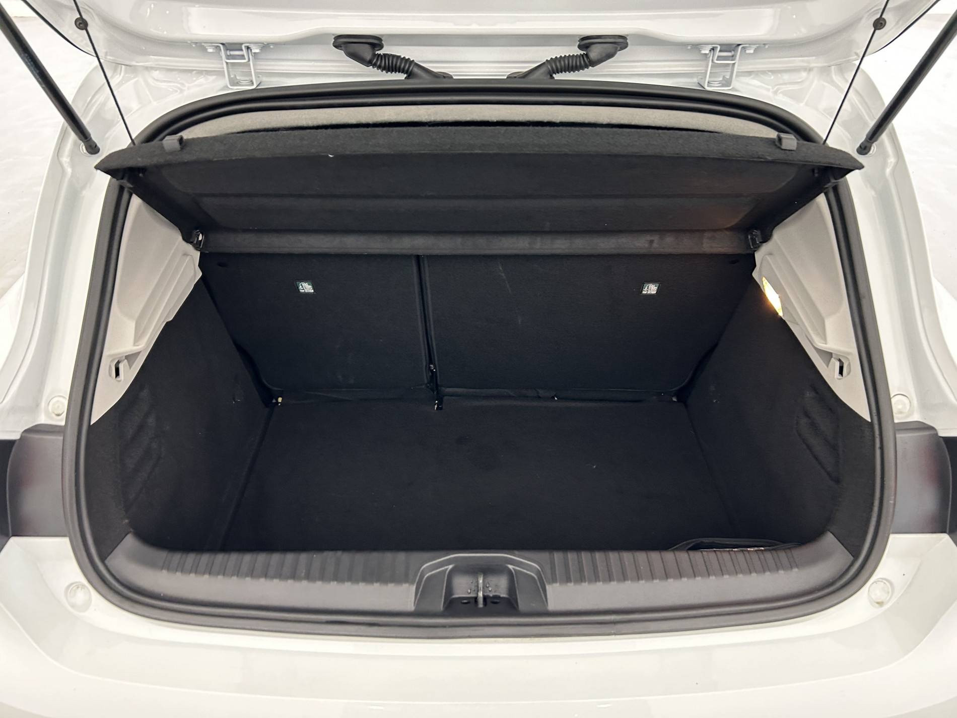 Vente en ligne Renault Clio 5 Clio TCe 100 GPL - 21N au prix de 13 990 €