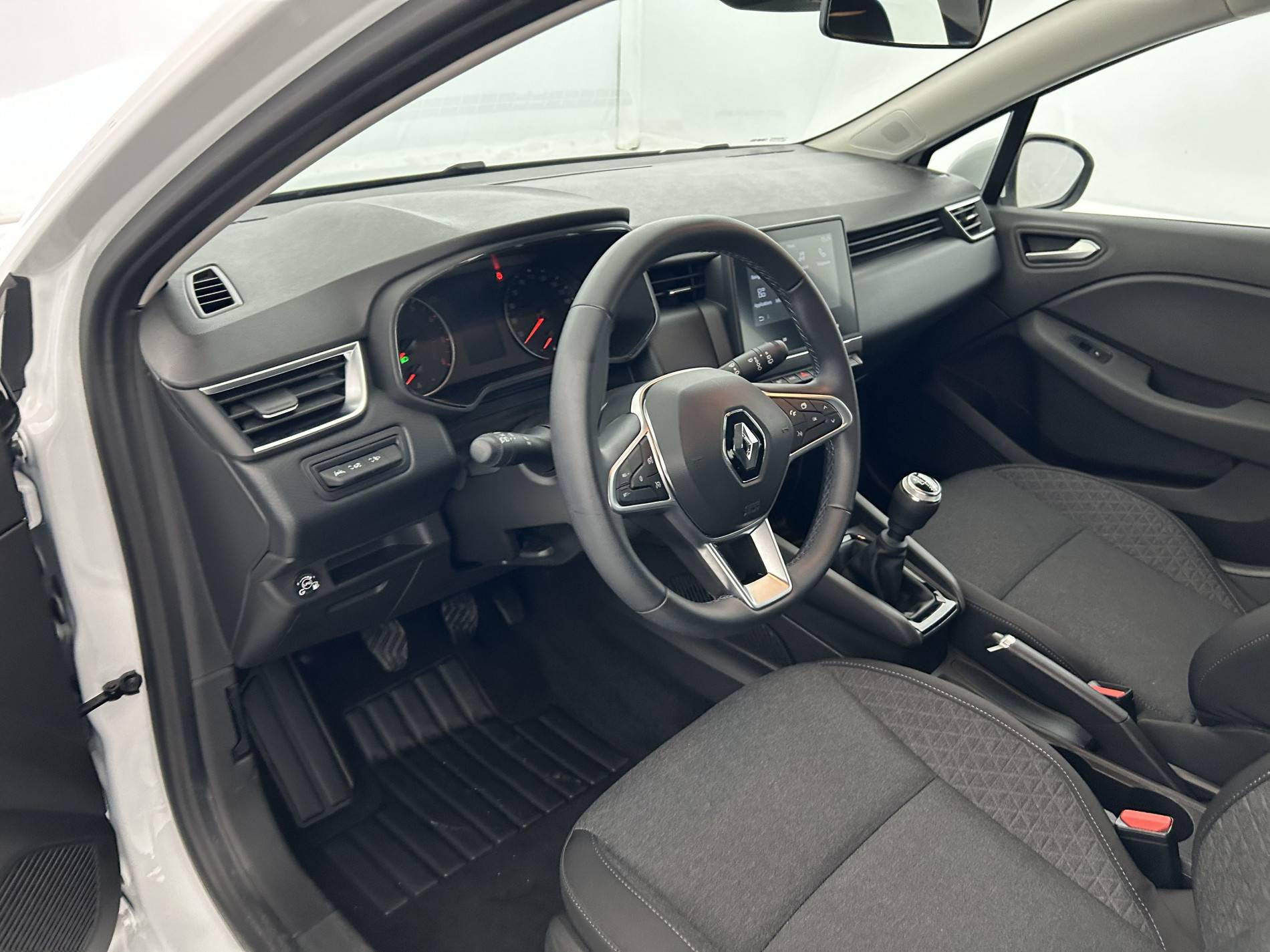 Vente en ligne Renault Clio 5 Clio TCe 100 GPL - 21N au prix de 13 990 €