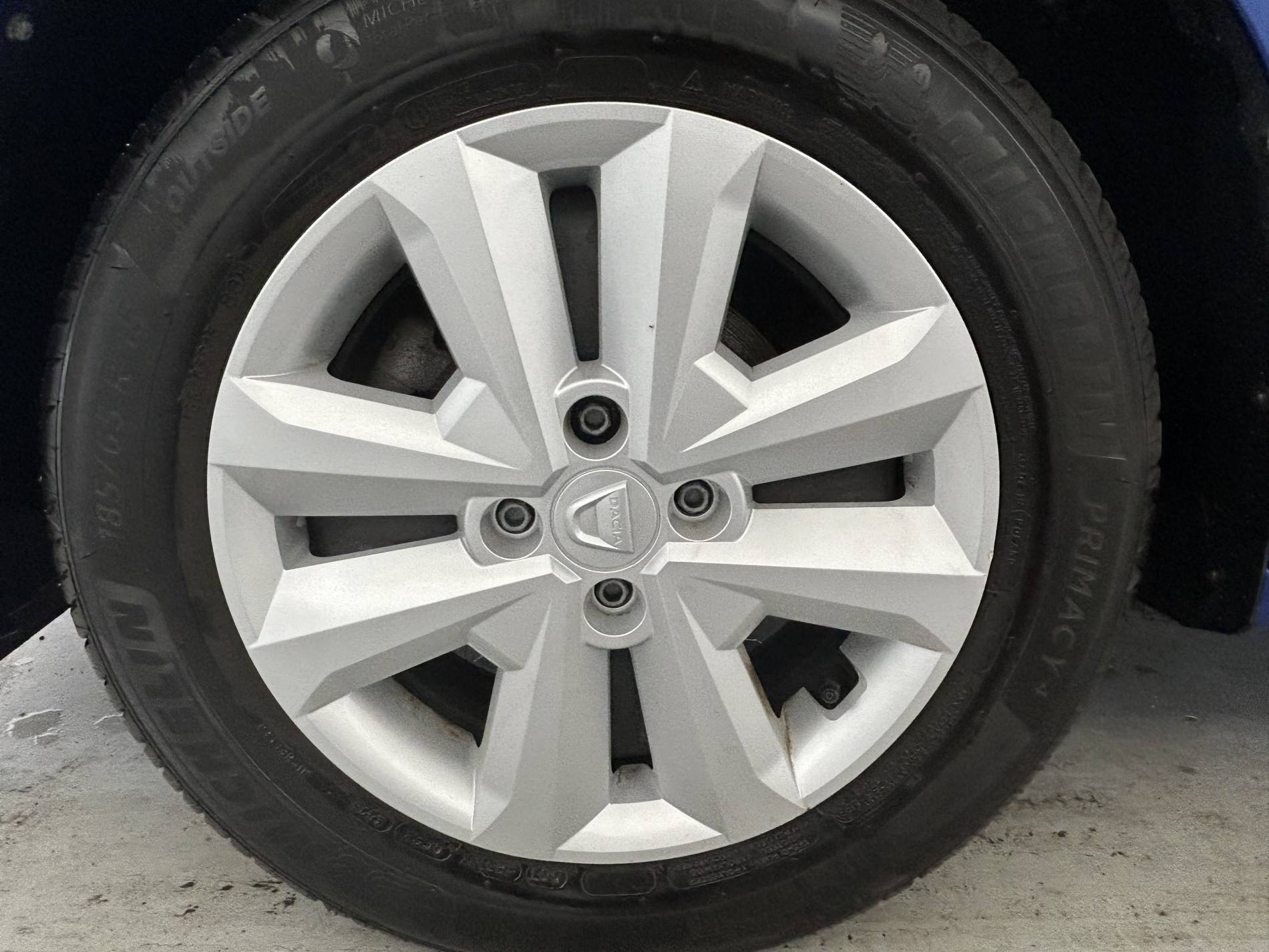 Vente en ligne Dacia Sandero  SCe 65 - 22 au prix de 12 490 €