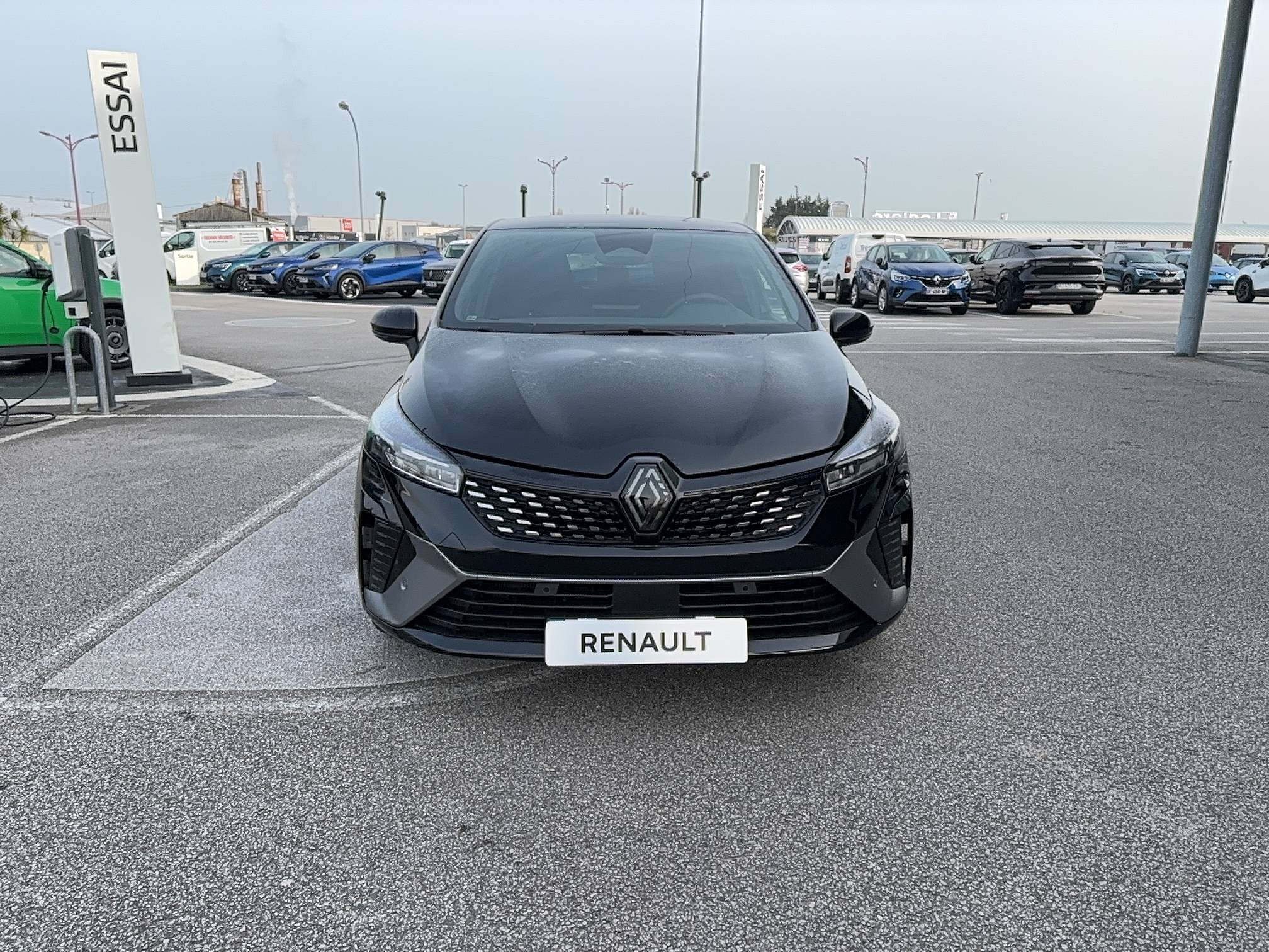 Vente en ligne Renault Clio 5 Clio E-Tech full hybrid 145 ch GSR2 au prix de 22 500 €