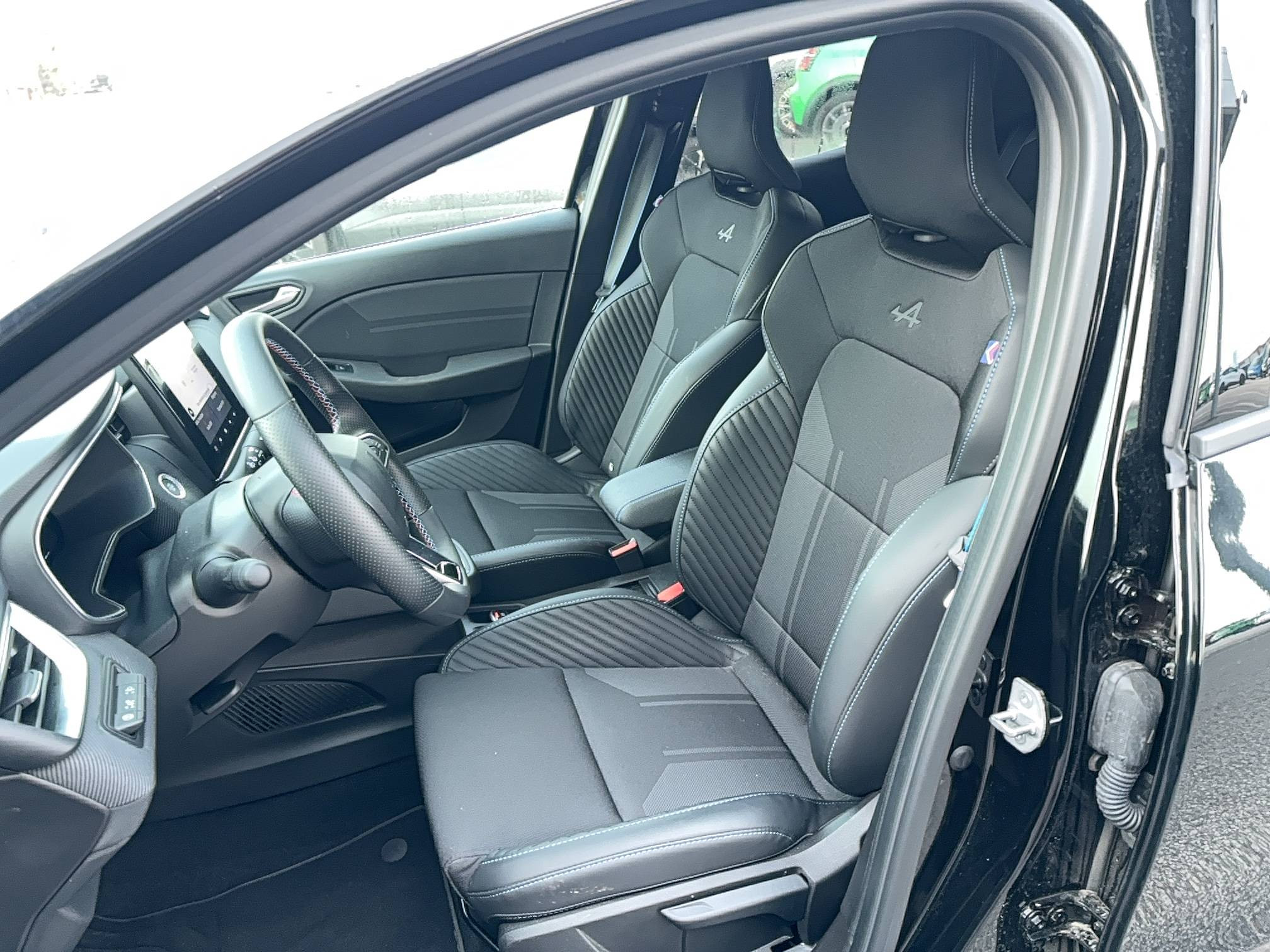 Vente en ligne Renault Clio 5 Clio E-Tech full hybrid 145 ch GSR2 au prix de 22 500 €