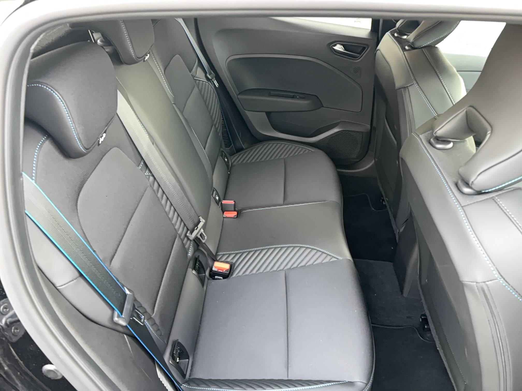 Vente en ligne Renault Clio 5 Clio E-Tech full hybrid 145 ch GSR2 au prix de 22 500 €