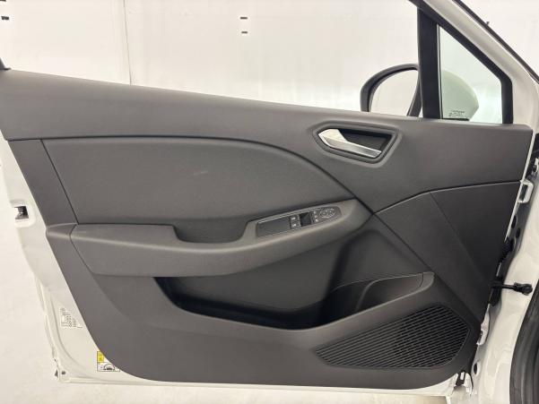 Vente en ligne Renault Clio 5 Clio TCe 100 au prix de 14 290 €