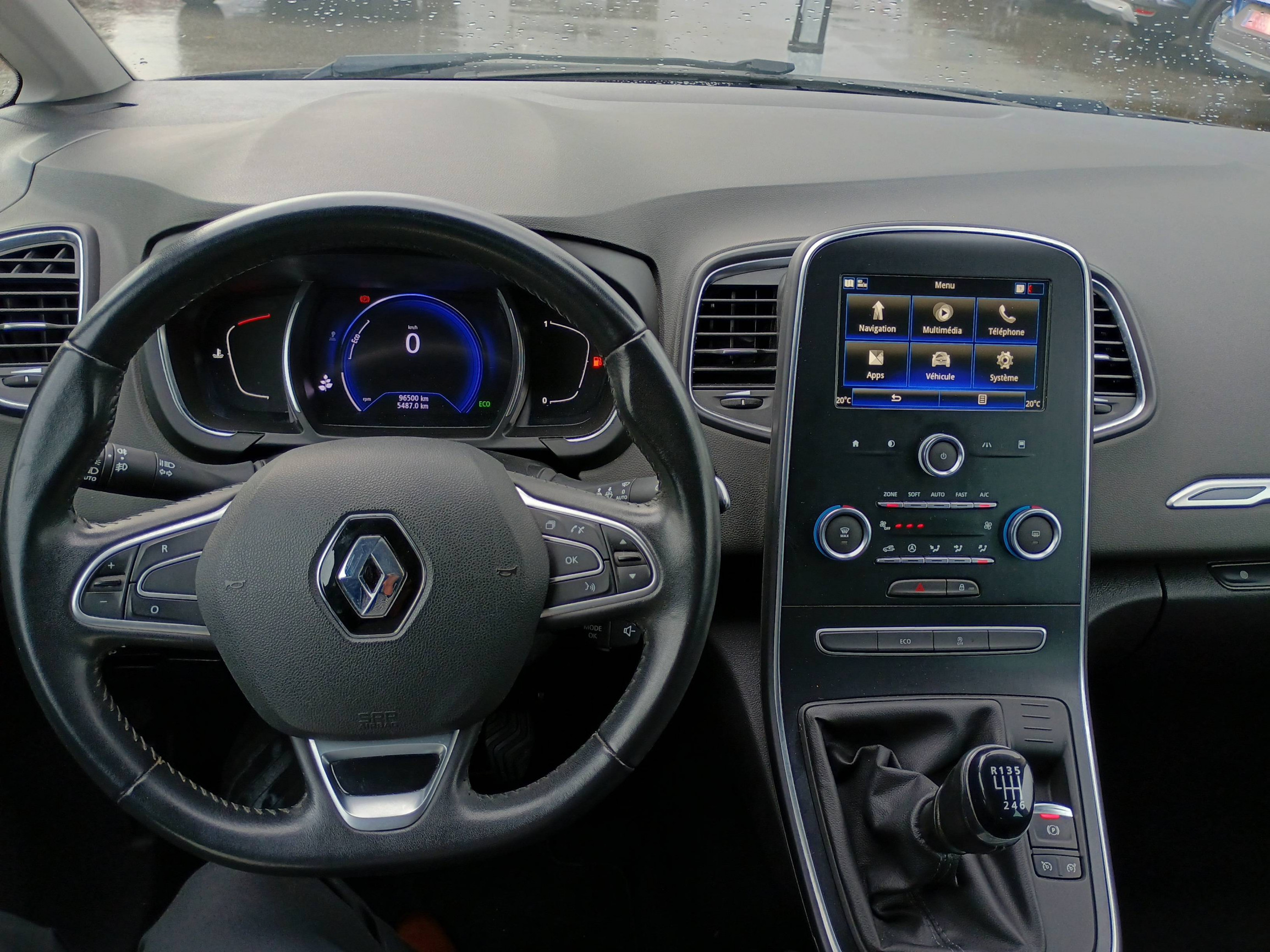 Vente en ligne Renault Scenic 4 Scenic Blue dCi 120 au prix de 14 790 €