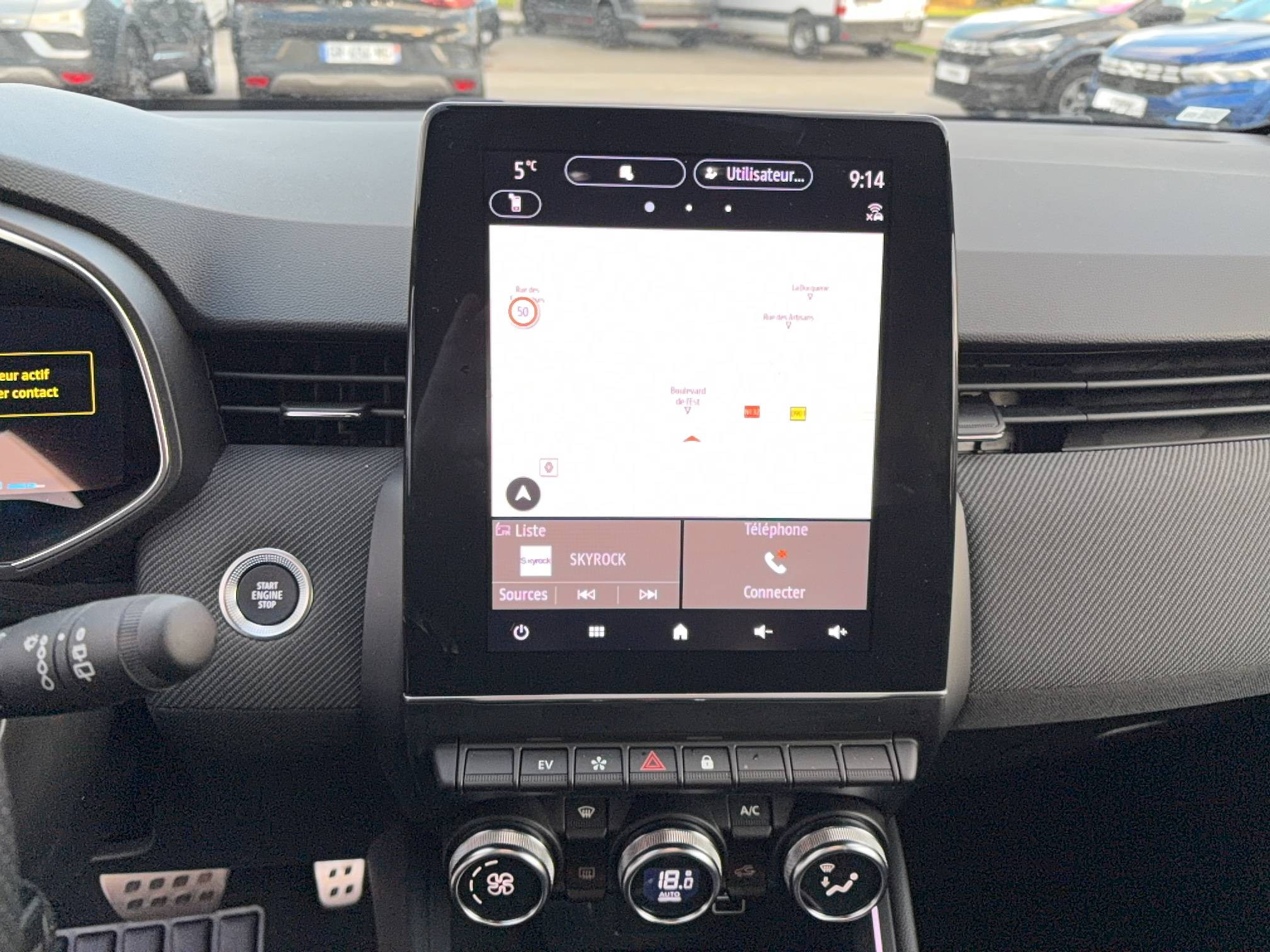 Vente en ligne Renault Clio 5 Clio E-Tech full hybrid 145 ch GSR2 au prix de 24 290 €