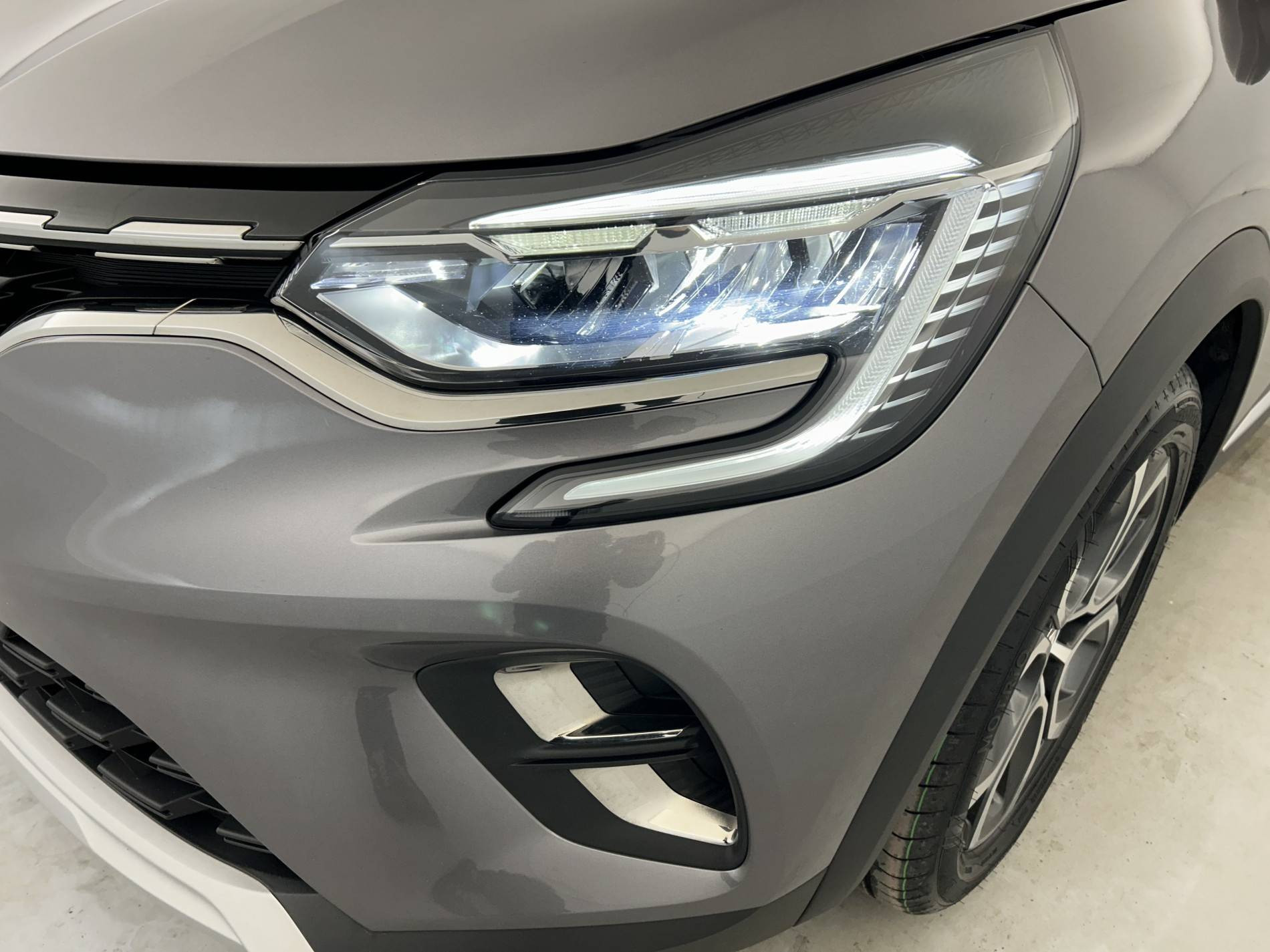 Vente en ligne Renault Captur  TCe 140 - 21 au prix de 17 990 €