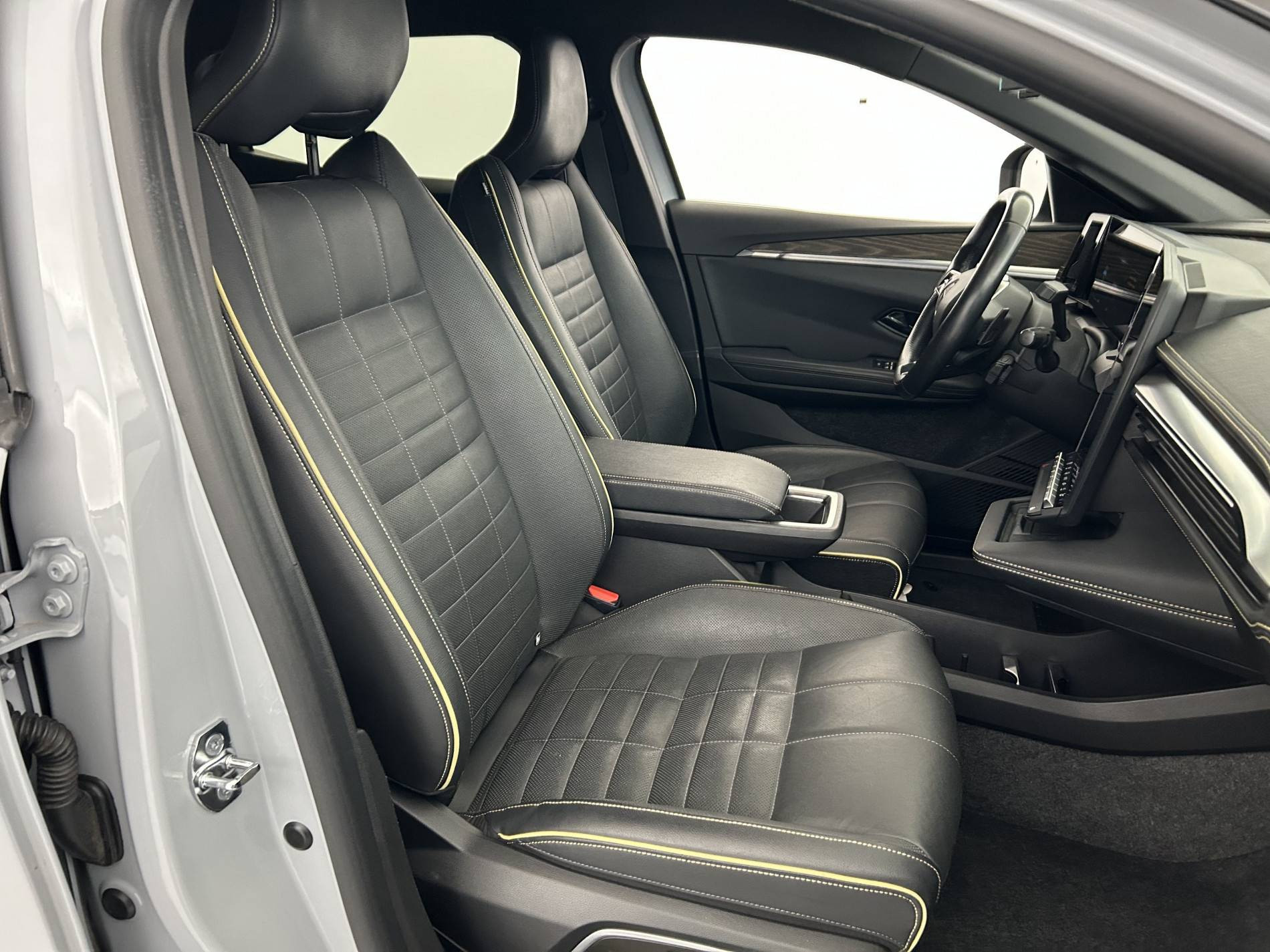 Vente en ligne Renault Megane E-Tech  EV60 220 ch super charge au prix de 24 490 €