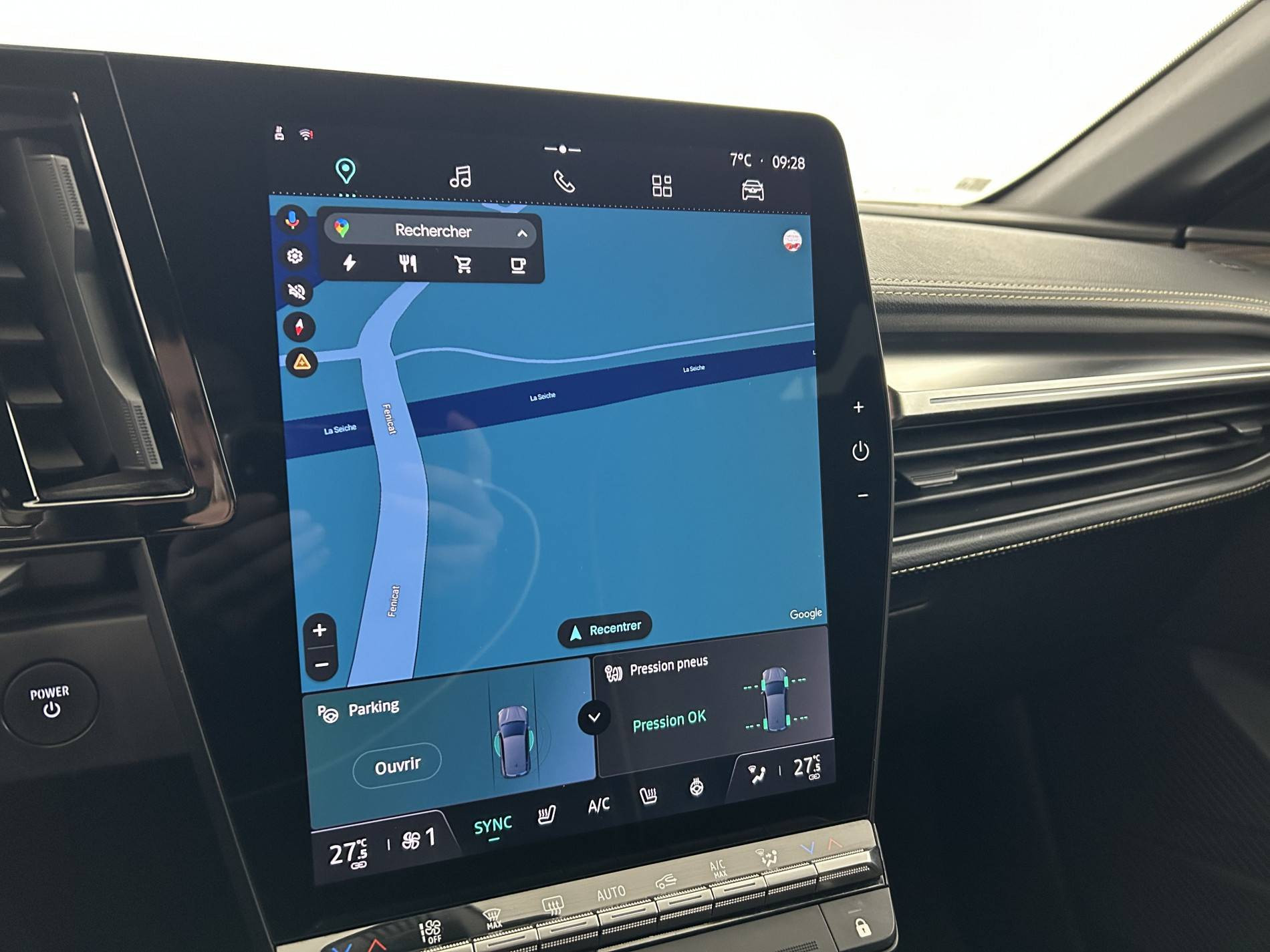 Vente en ligne Renault Megane E-Tech  EV60 220 ch super charge au prix de 24 490 €