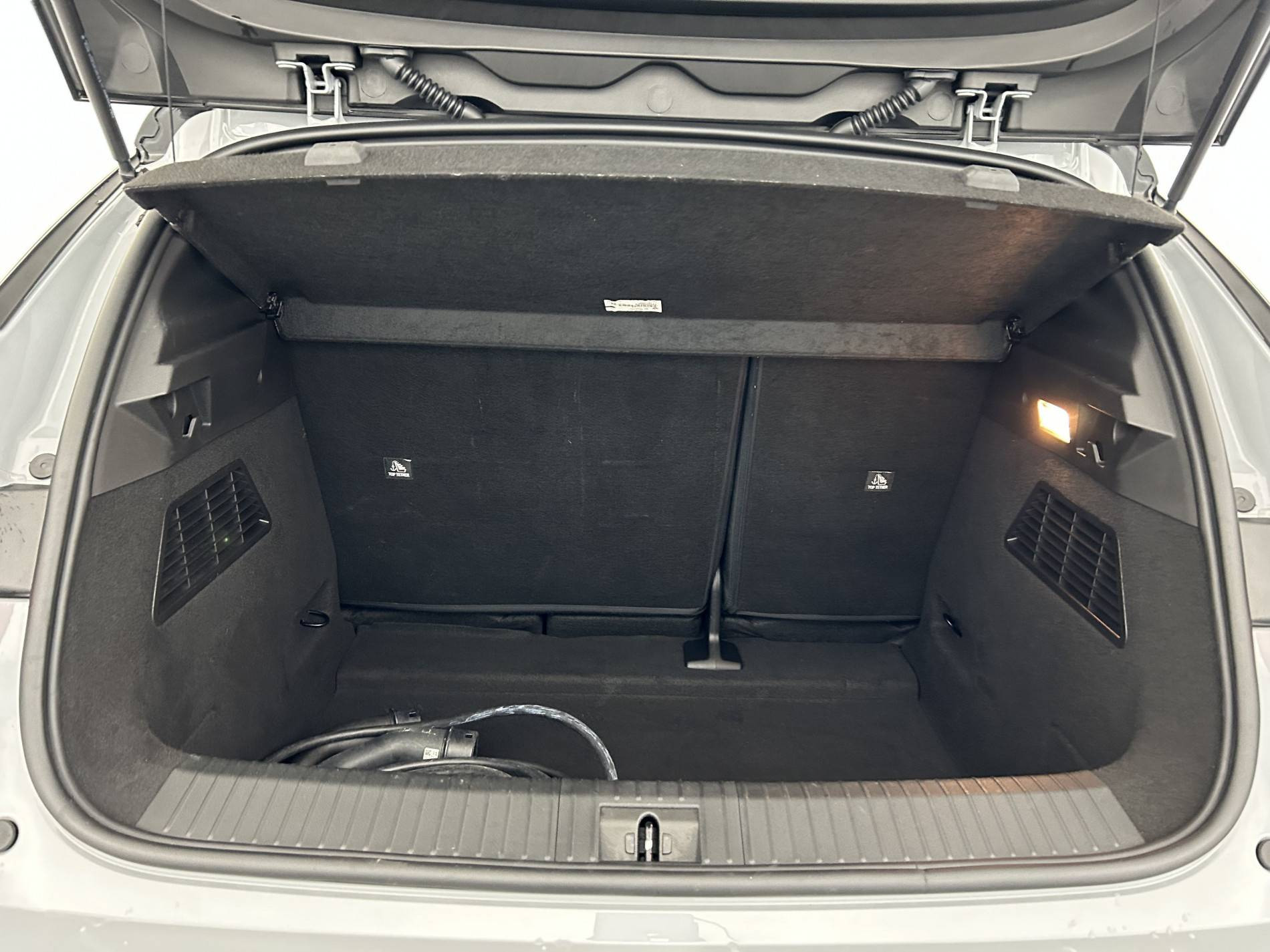 Vente en ligne Renault Megane E-Tech  EV60 220 ch super charge au prix de 24 490 €