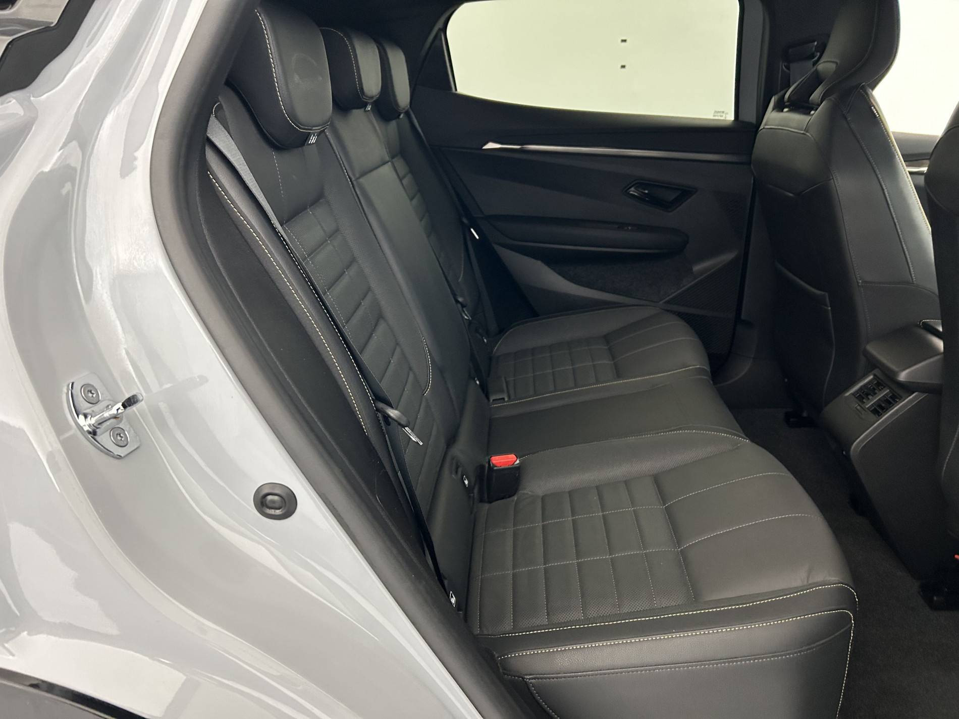 Vente en ligne Renault Megane E-Tech  EV60 220 ch super charge au prix de 24 490 €