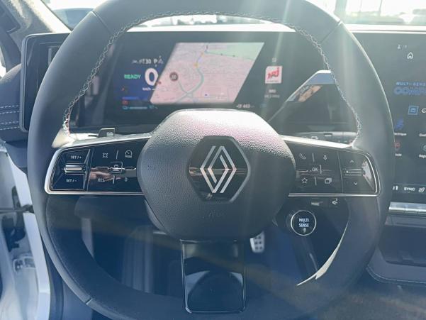 Vente en ligne Renault Scenic E-Tech  220 ch grande autonomie au prix de 45 900 €