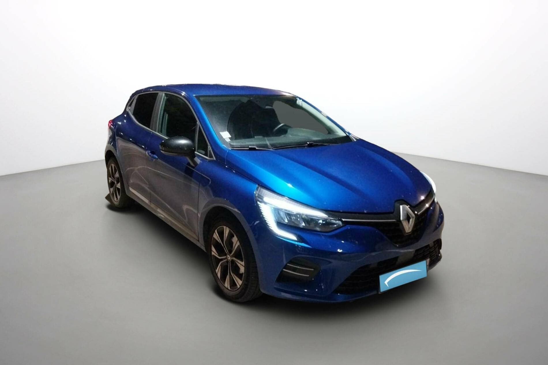 Vente en ligne Renault Clio 5 Clio TCe 90 au prix de 14 990 €