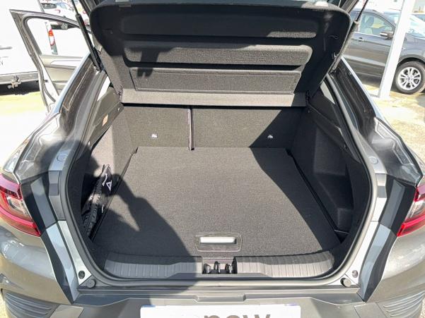 Vente en ligne Renault Arkana  TCe 140 EDC - 22 au prix de 21 990 €