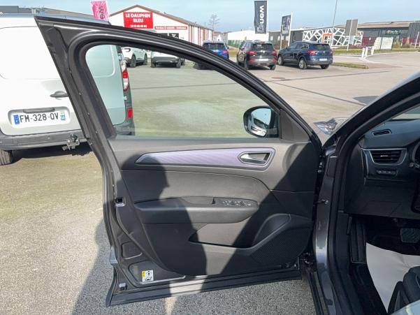 Vente en ligne Renault Arkana  TCe 140 EDC - 22 au prix de 21 990 €