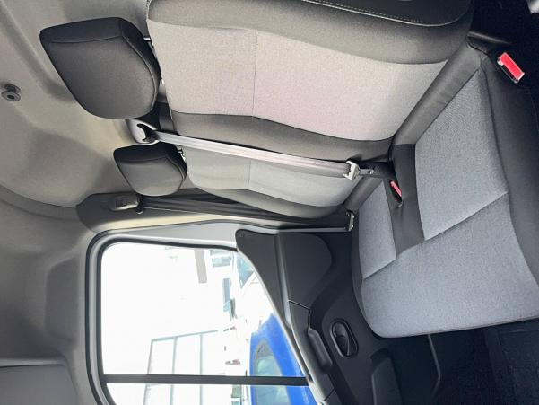 Vente en ligne Renault Master 3 Fourgon MASTER FGN TRAC F3300 L2H2 BLUE DCI 135 au prix de 27 990 €