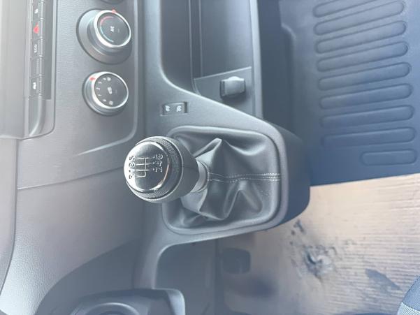 Vente en ligne Renault Master 3 Fourgon MASTER FGN TRAC F3300 L2H2 BLUE DCI 135 au prix de 27 990 €