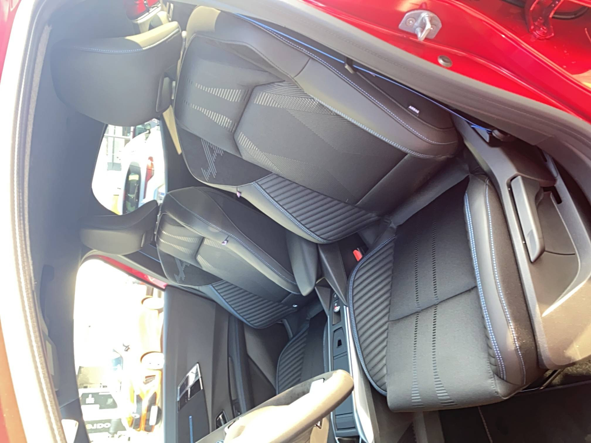 Vente en ligne Renault Clio 6 Clio E-Tech full hybrid 160 ch au prix de 27 900 €