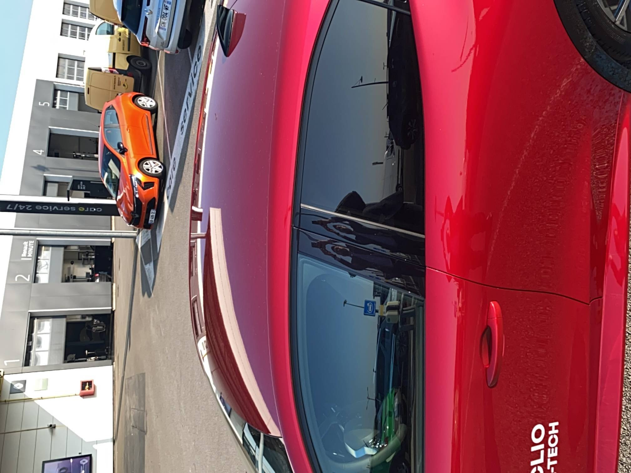 Vente en ligne Renault Clio 6 Clio E-Tech full hybrid 160 ch au prix de 27 900 €