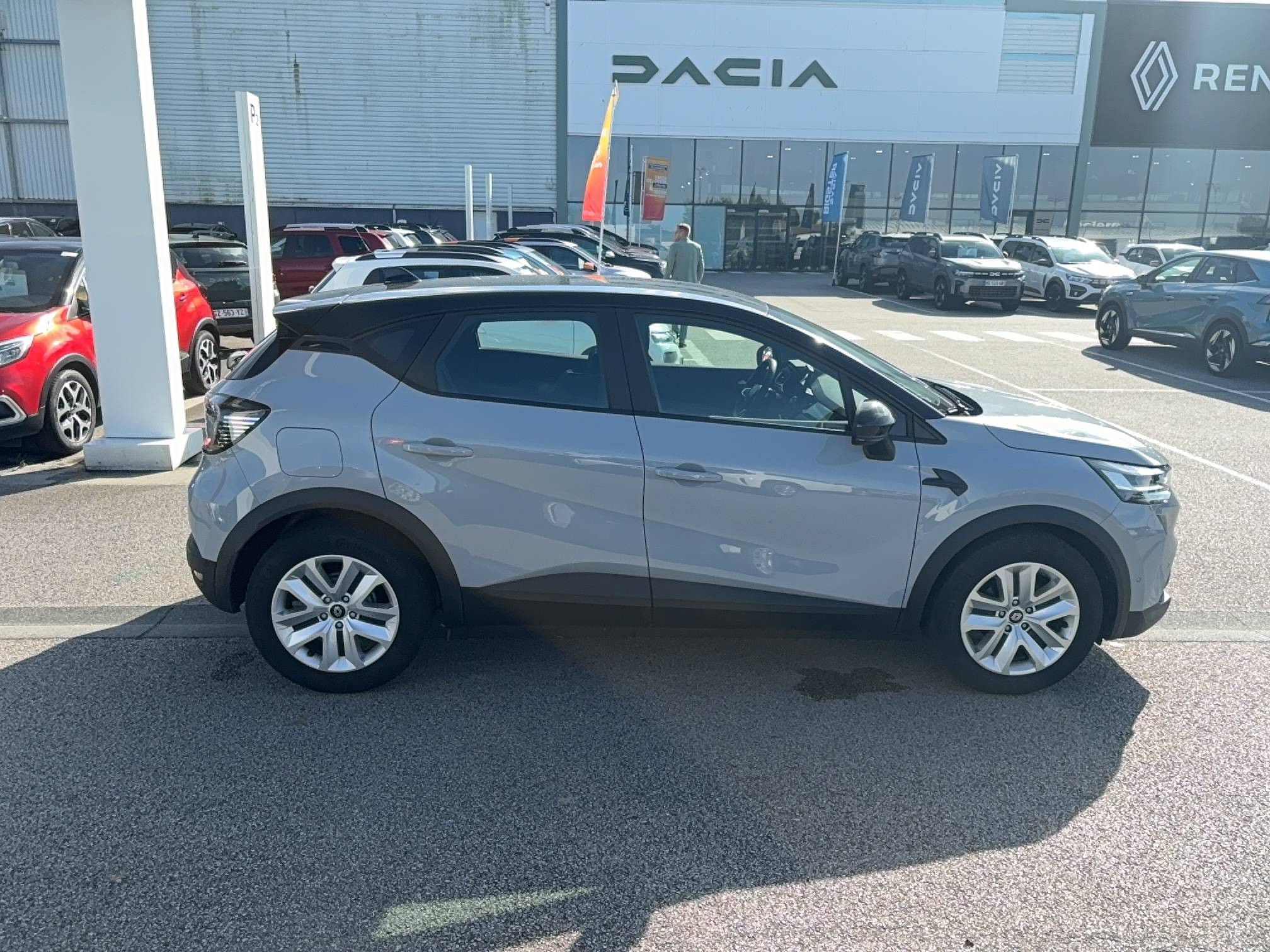 Vente en ligne Renault Captur  Eco-G 100 ch au prix de 20 290 €