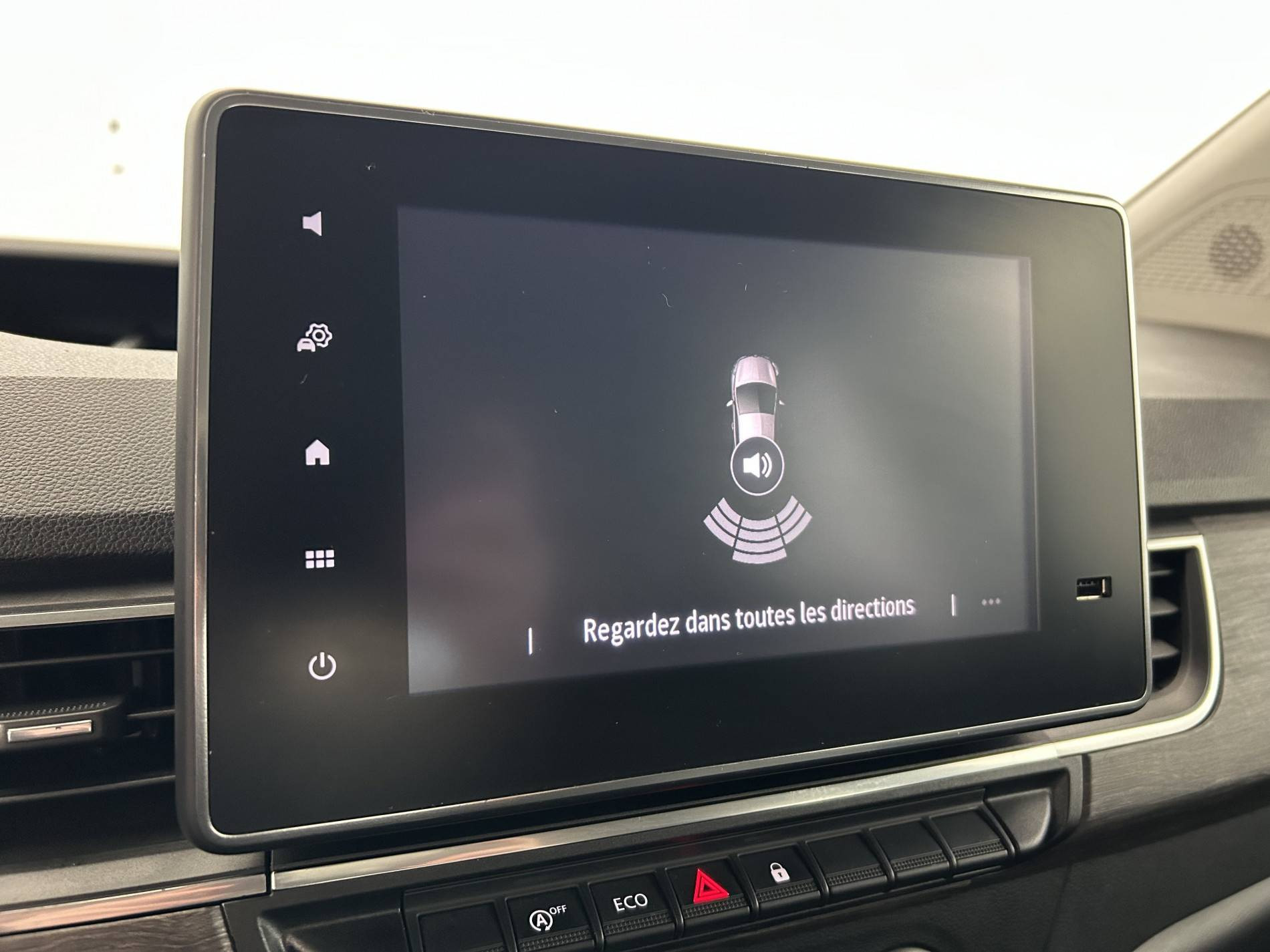 Vente en ligne Renault Kangoo  Blue dCi 95 au prix de 16 490 €