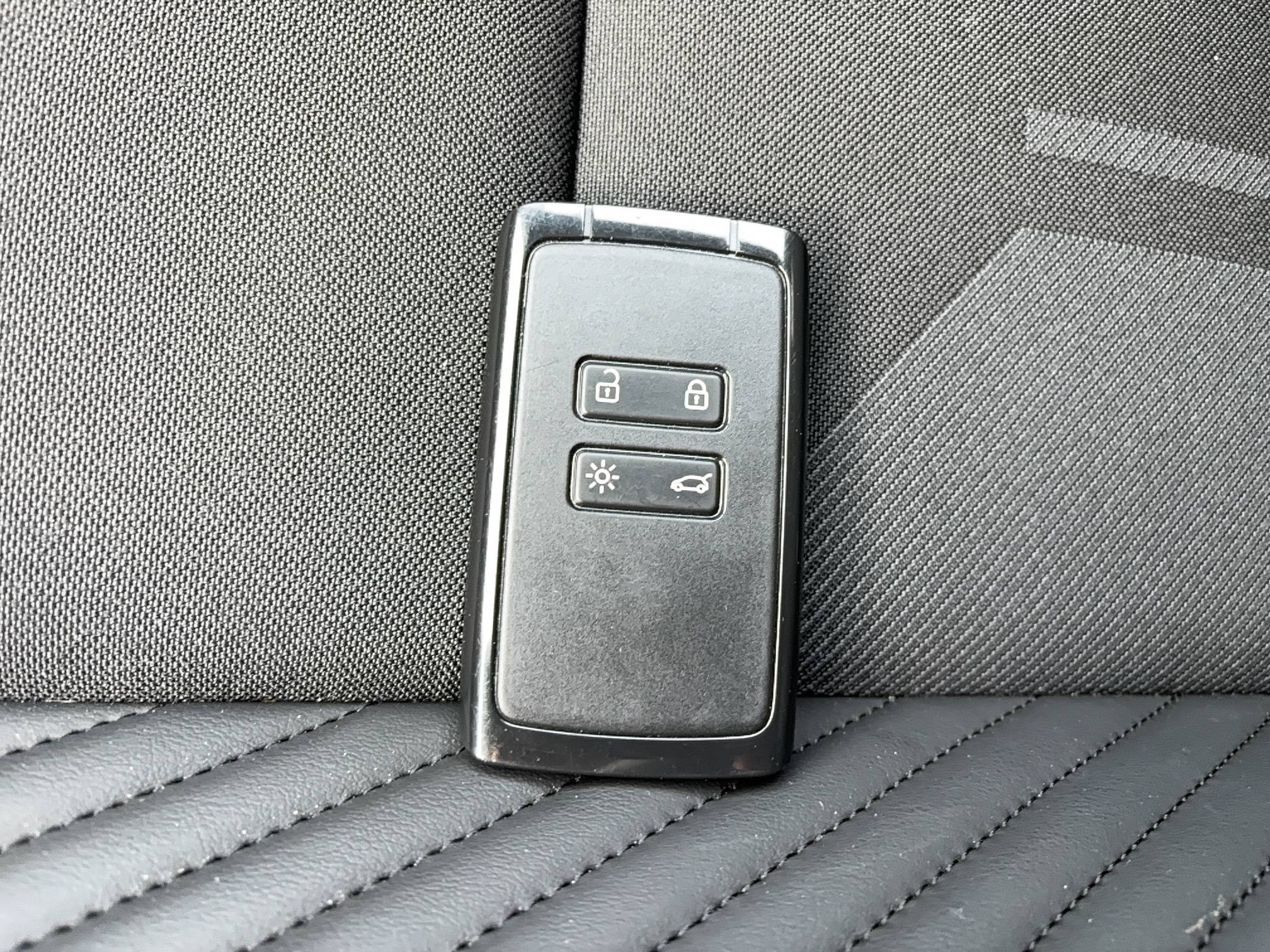 Vente en ligne Renault Clio 5 Clio E-Tech full hybrid 145 ch GSR2 au prix de 22 500 €