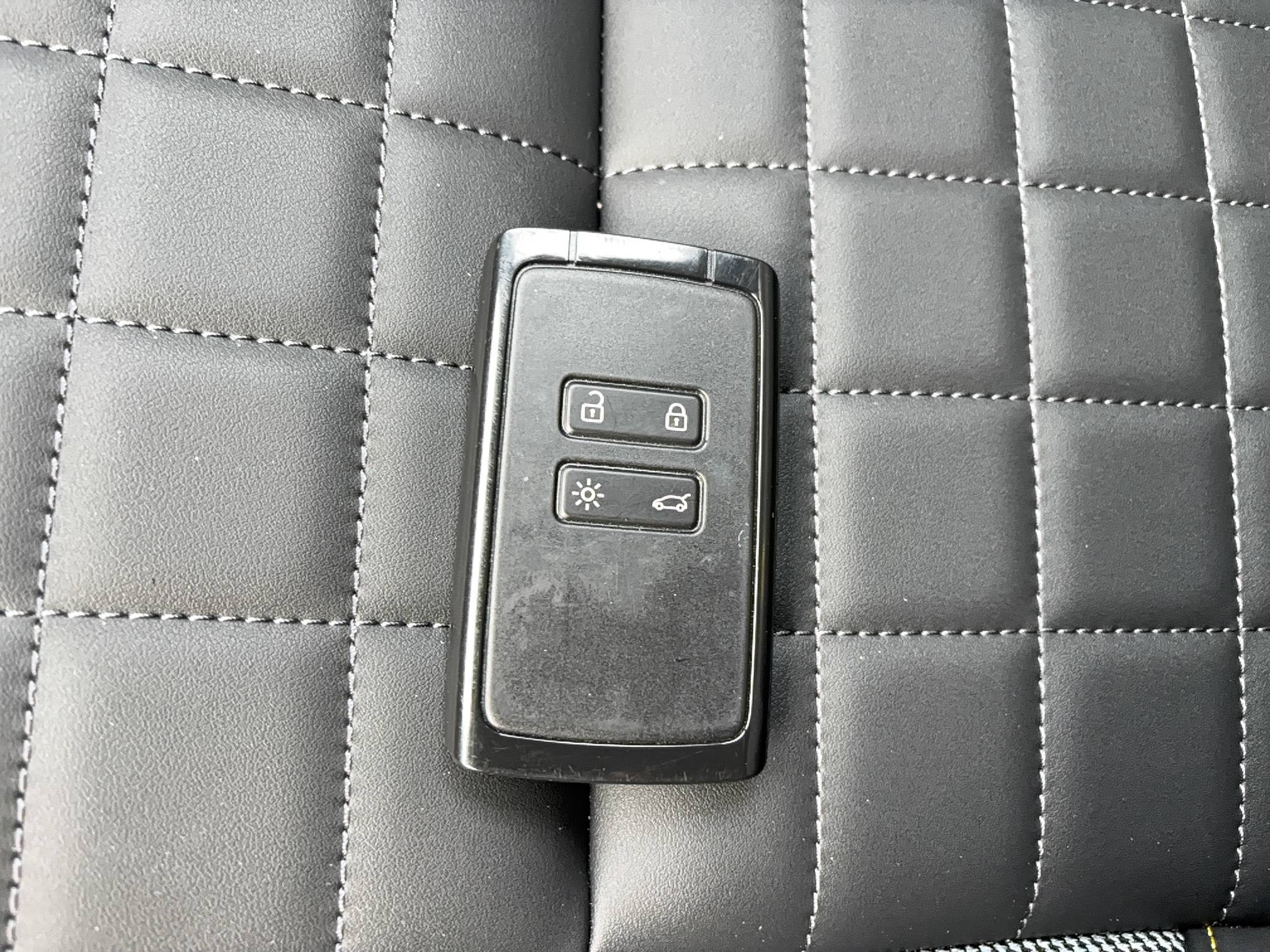 Vente en ligne Renault R4 E-Tech  150 ch autonomie confort au prix de 35 900 €