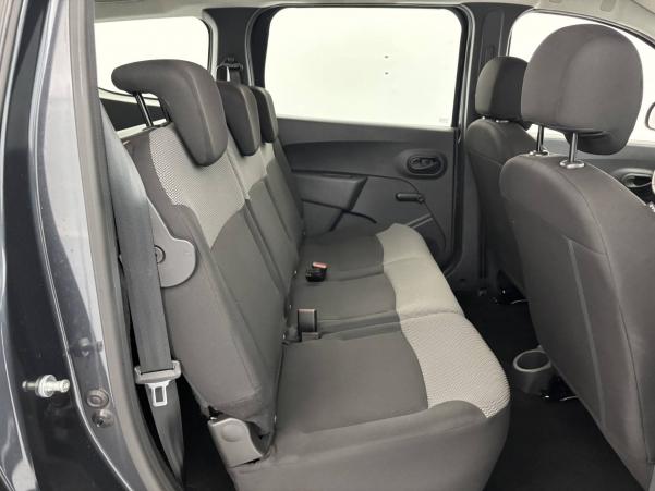 Vente en ligne Dacia Lodgy  Blue dCi 115 7 places au prix de 17 290 €