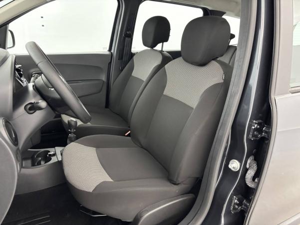 Vente en ligne Dacia Lodgy  Blue dCi 115 7 places au prix de 17 290 €