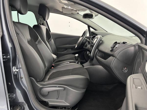 Vente en ligne Renault Clio 4 Clio TCe 90 E6C au prix de 12 590 €